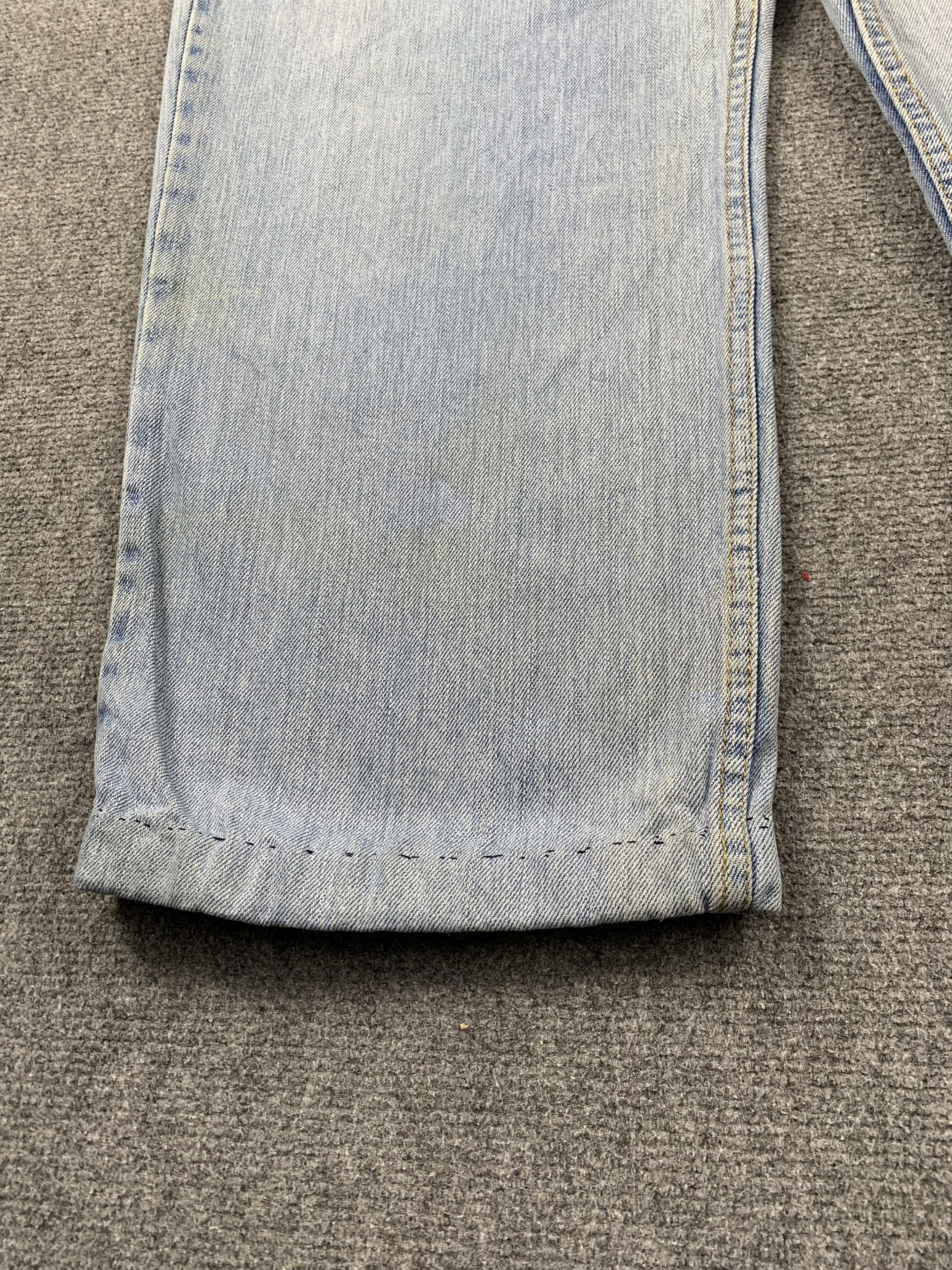 Levi's Vintage Levis 550 Light Wash Jeans DP1994 Size US 39 - 9 Thumbnail
