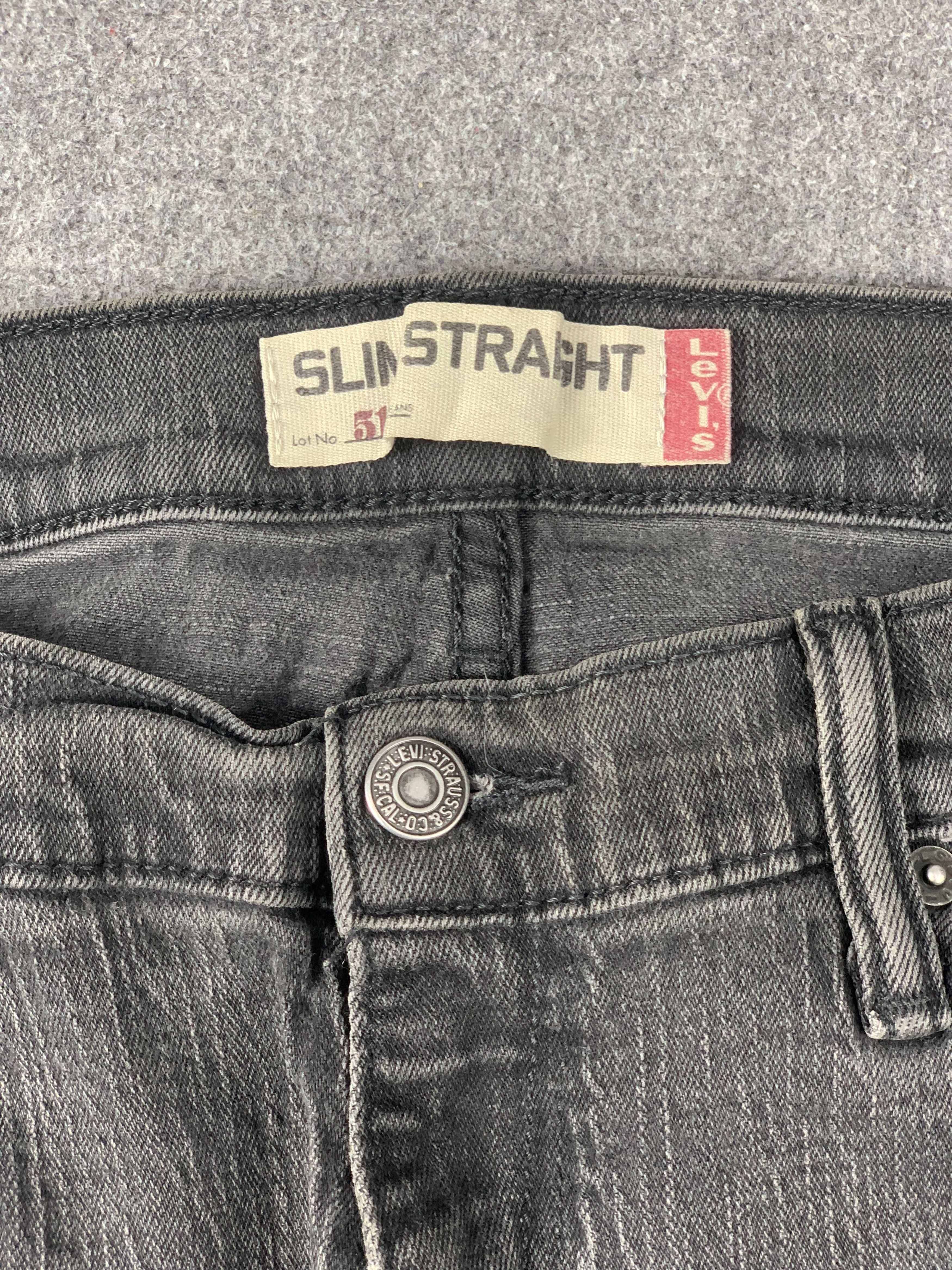 Levi's Vintage Levis 514 Faded Black Jeans DP1997 Size US 35 - 7 Thumbnail