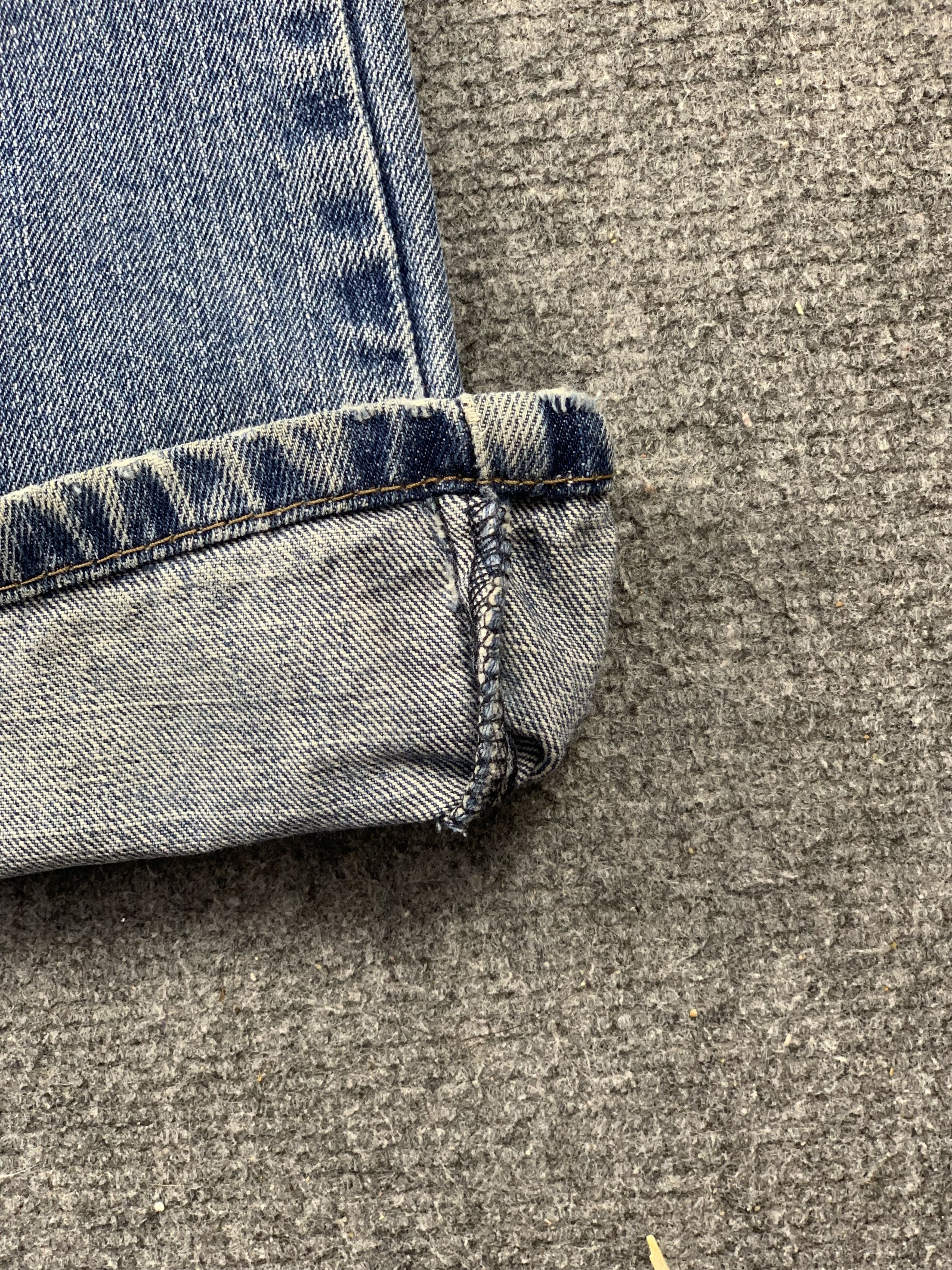 Levi's Vintage Levis 559 Faded Blue Jeans DP1998 Size US 39 - 13 Thumbnail