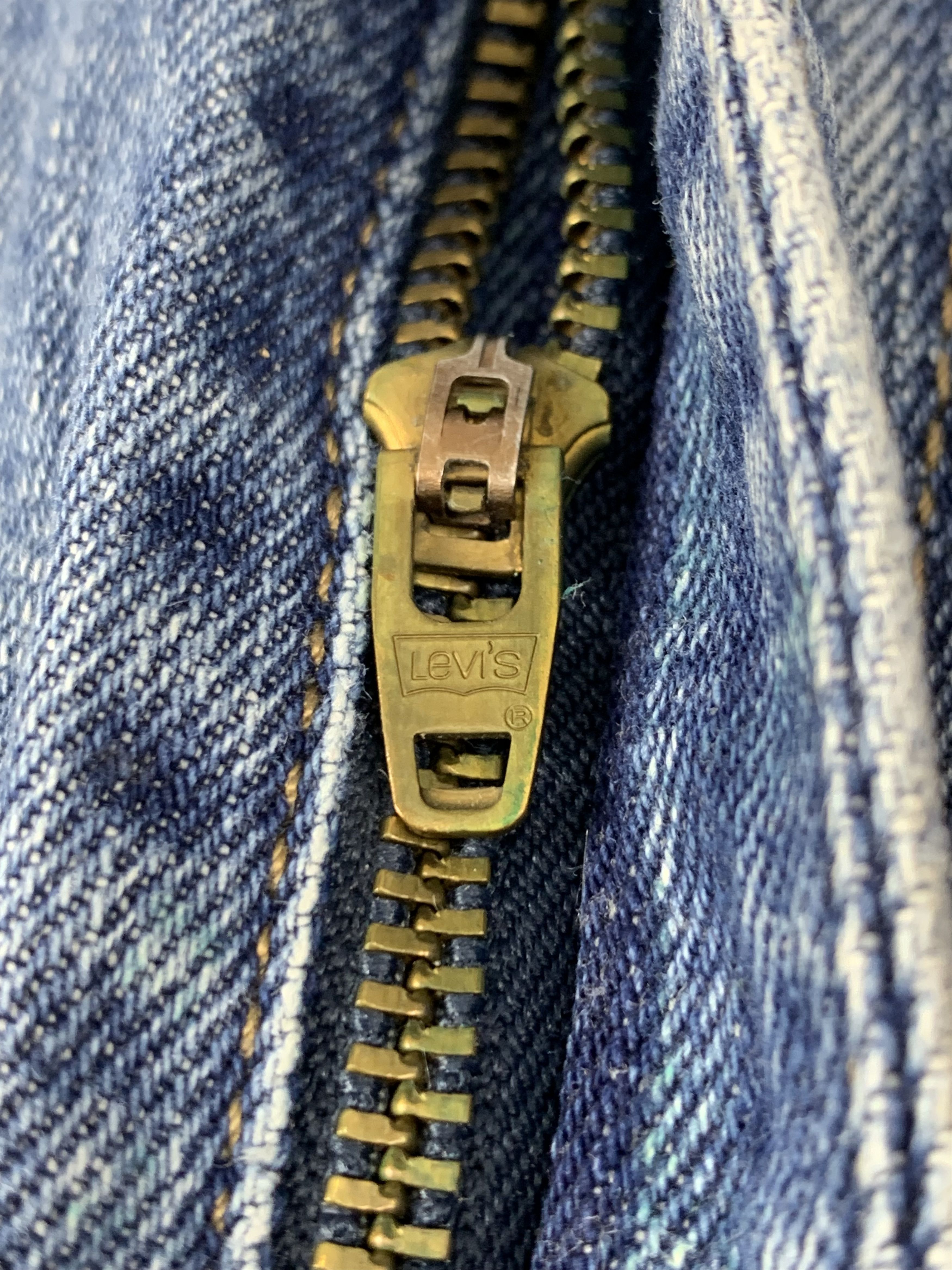 Levi's Vintage Levis 559 Faded Blue Jeans DP1998 Size US 39 - 14 Thumbnail