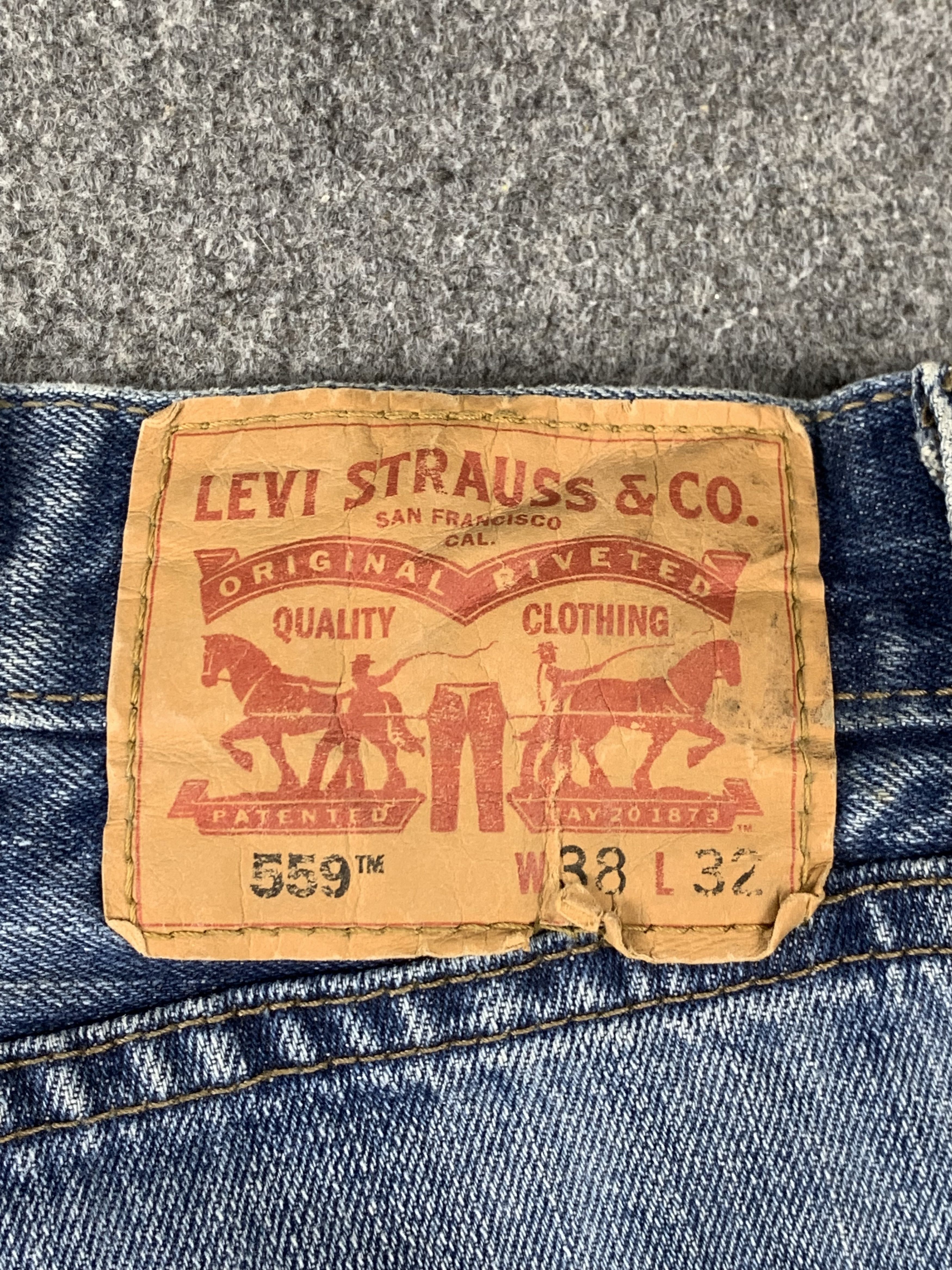 Levi's Vintage Levis 559 Faded Blue Jeans DP1998 Size US 39 - 3 Thumbnail