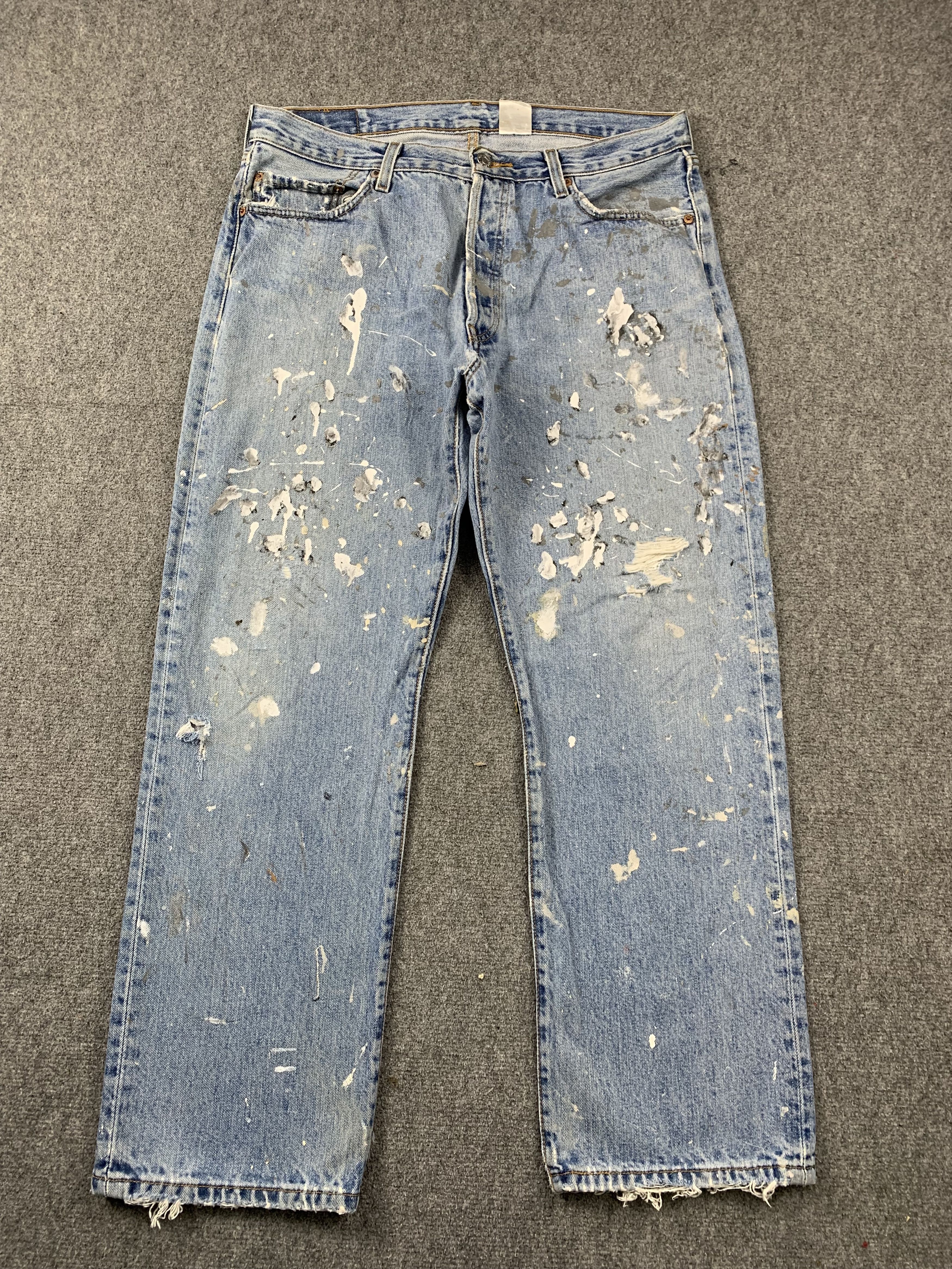 Levi's Vintage Levis 501 Light Wash Jeans DP2000 Size US 34 / EU 50 - 1 Thumbnail