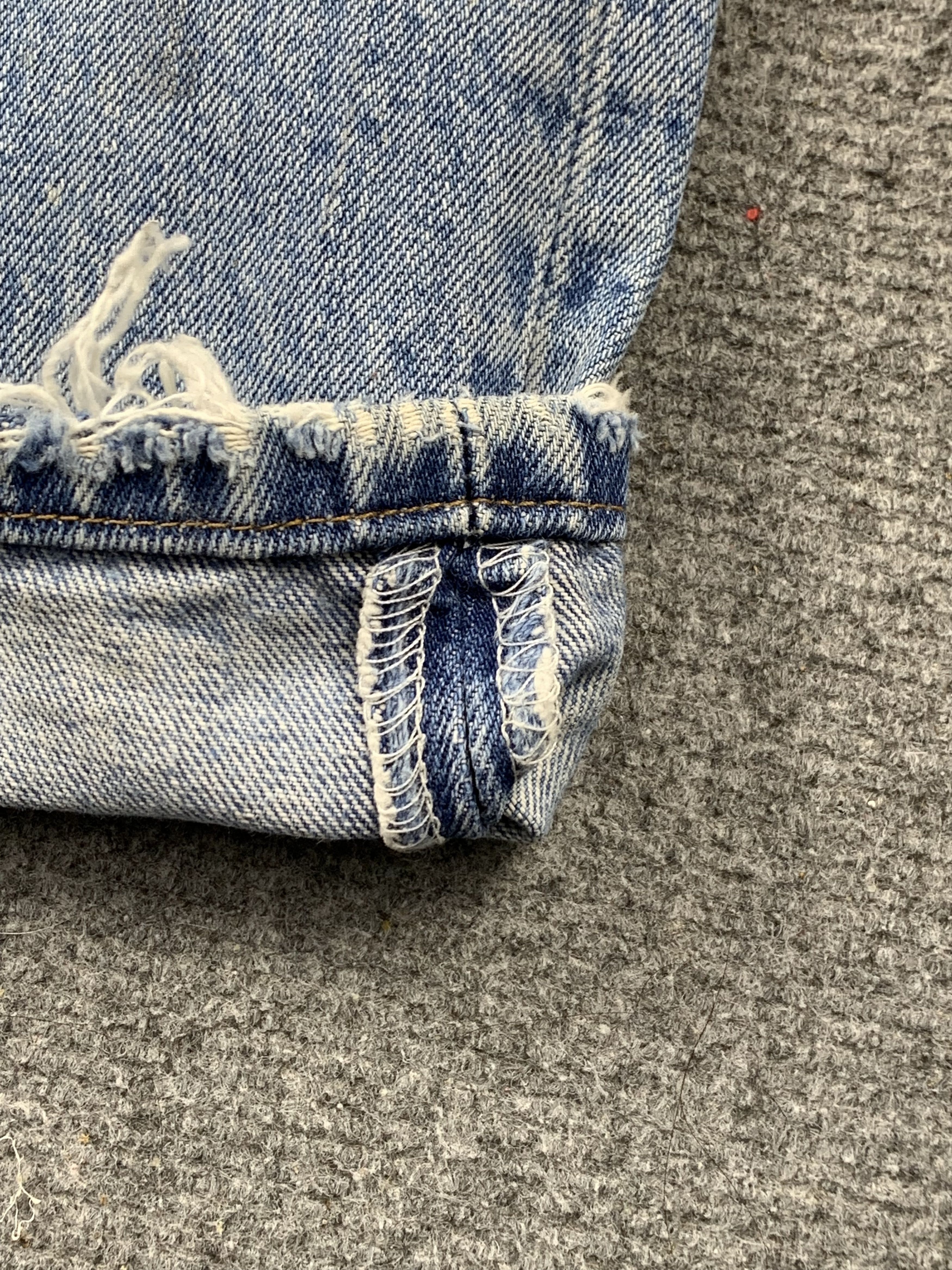 Levi's Vintage Levis 501 Light Wash Jeans DP2000 Size US 34 / EU 50 - 15 Thumbnail