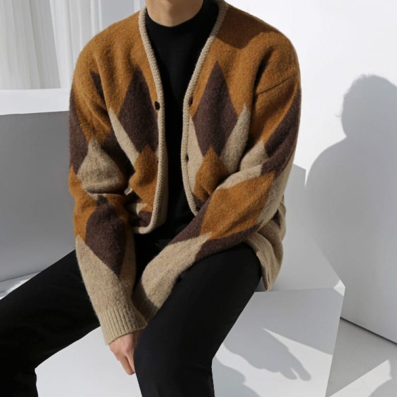 Japanese Brand Brown and Beige rhombus patterned loose cardigan Size US L / EU 52-54 / 3 - 5 Thumbnail