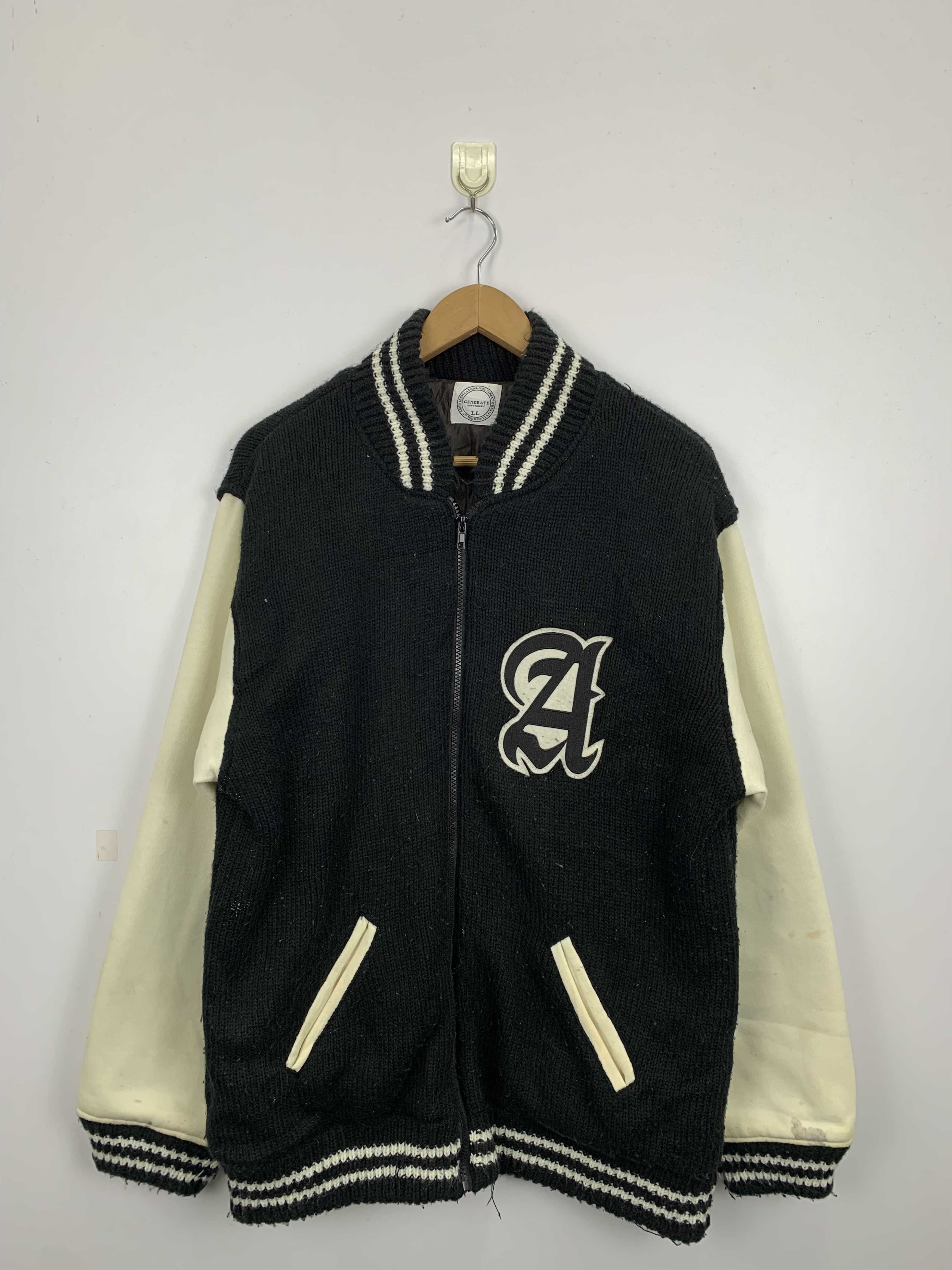 Vintage Vintage 90s Native American Wool Varsity Jacket V0497 Size US L / EU 52-54 / 3 - 2 Thumbnail