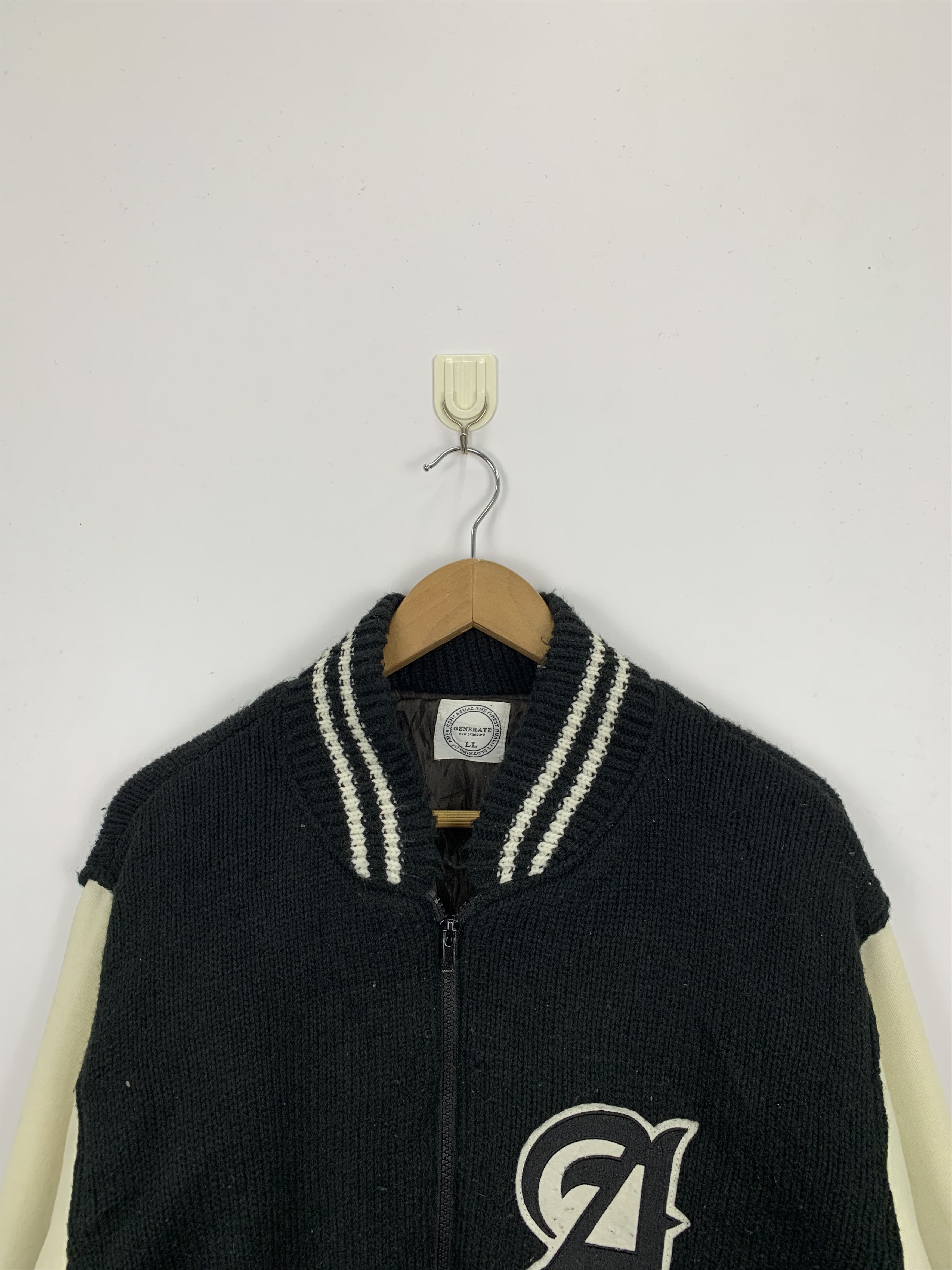 Vintage Vintage 90s Native American Wool Varsity Jacket V0497 Size US L / EU 52-54 / 3 - 3 Thumbnail