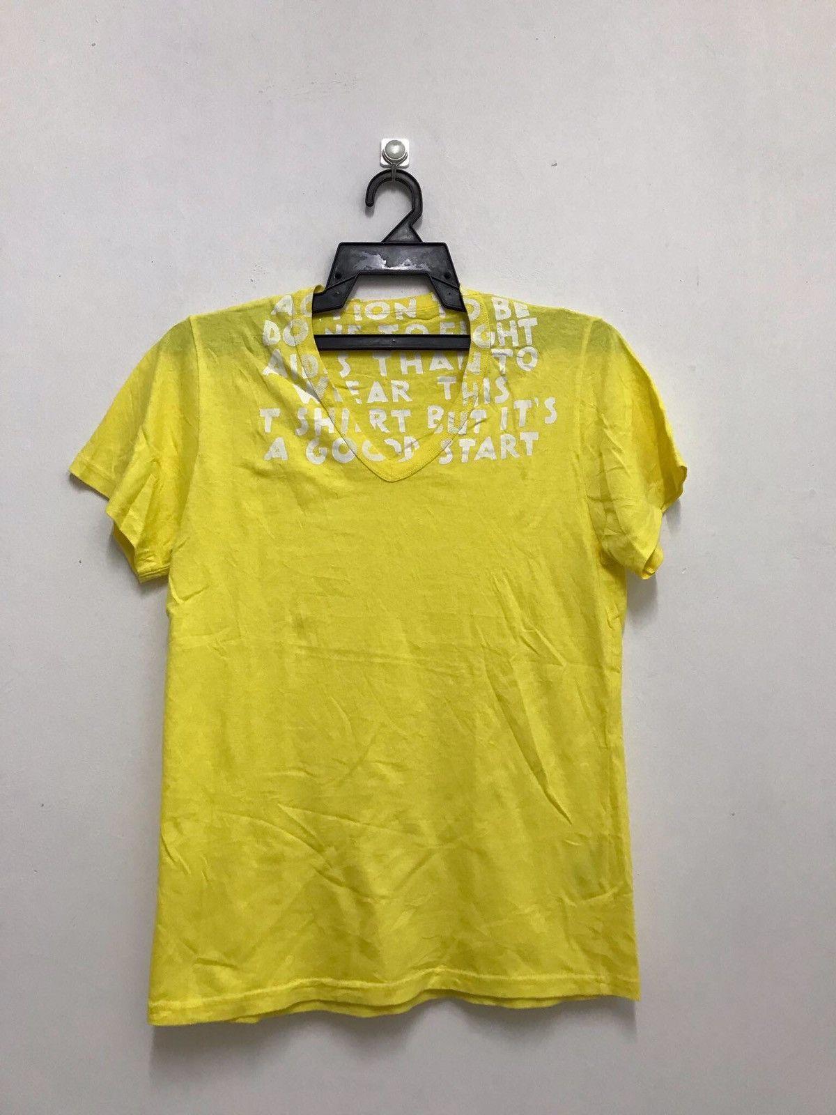 Maison Margiela Maison Martin Margiela Activism AIDS Charity Shirt Size US S / EU 44-46 / 1 - 1 Thumbnail