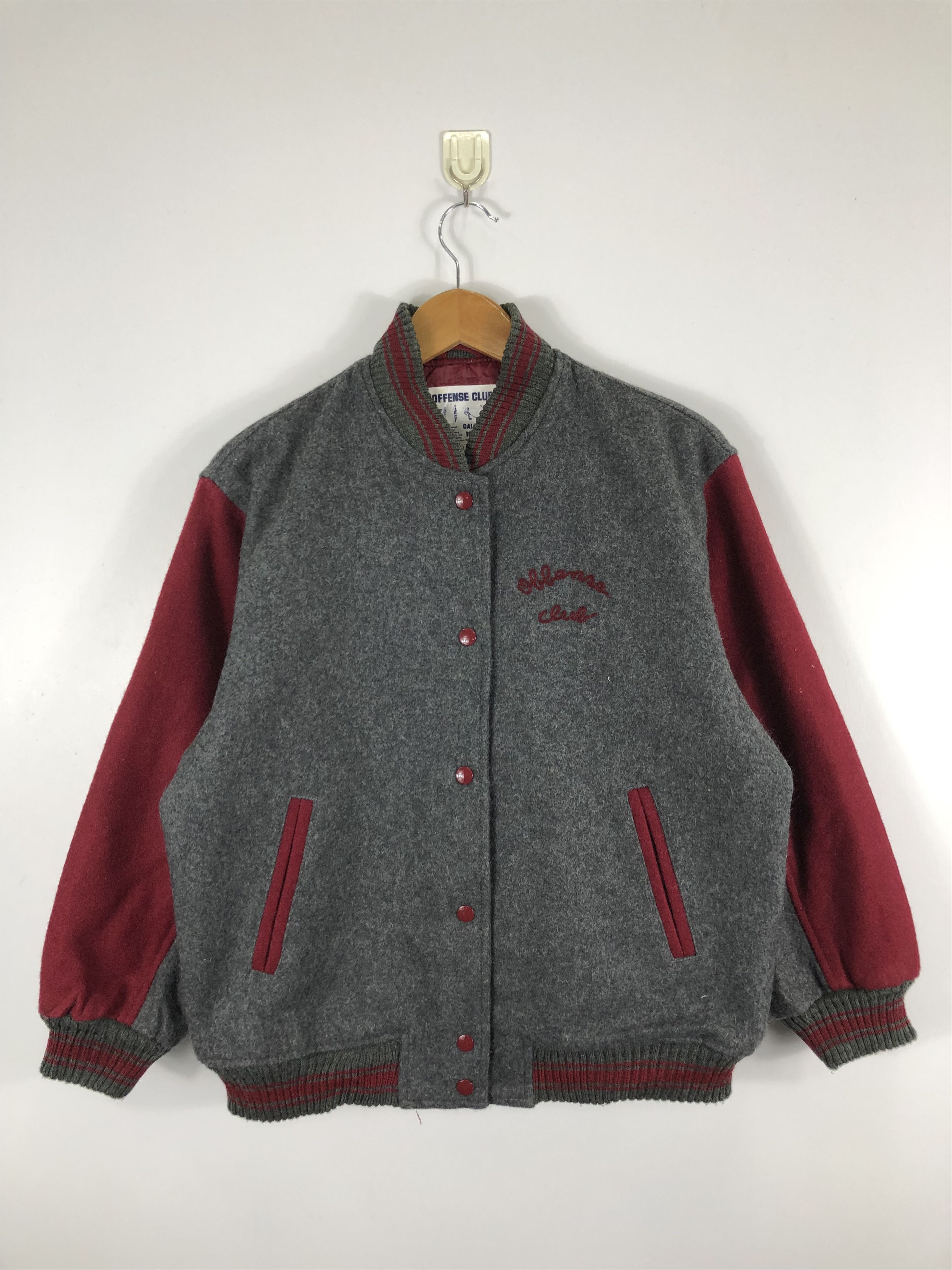 Vintage Vintage Offense Club Varsity Jacket V0260 Size US L / EU 52-54 / 3 - 1 Thumbnail
