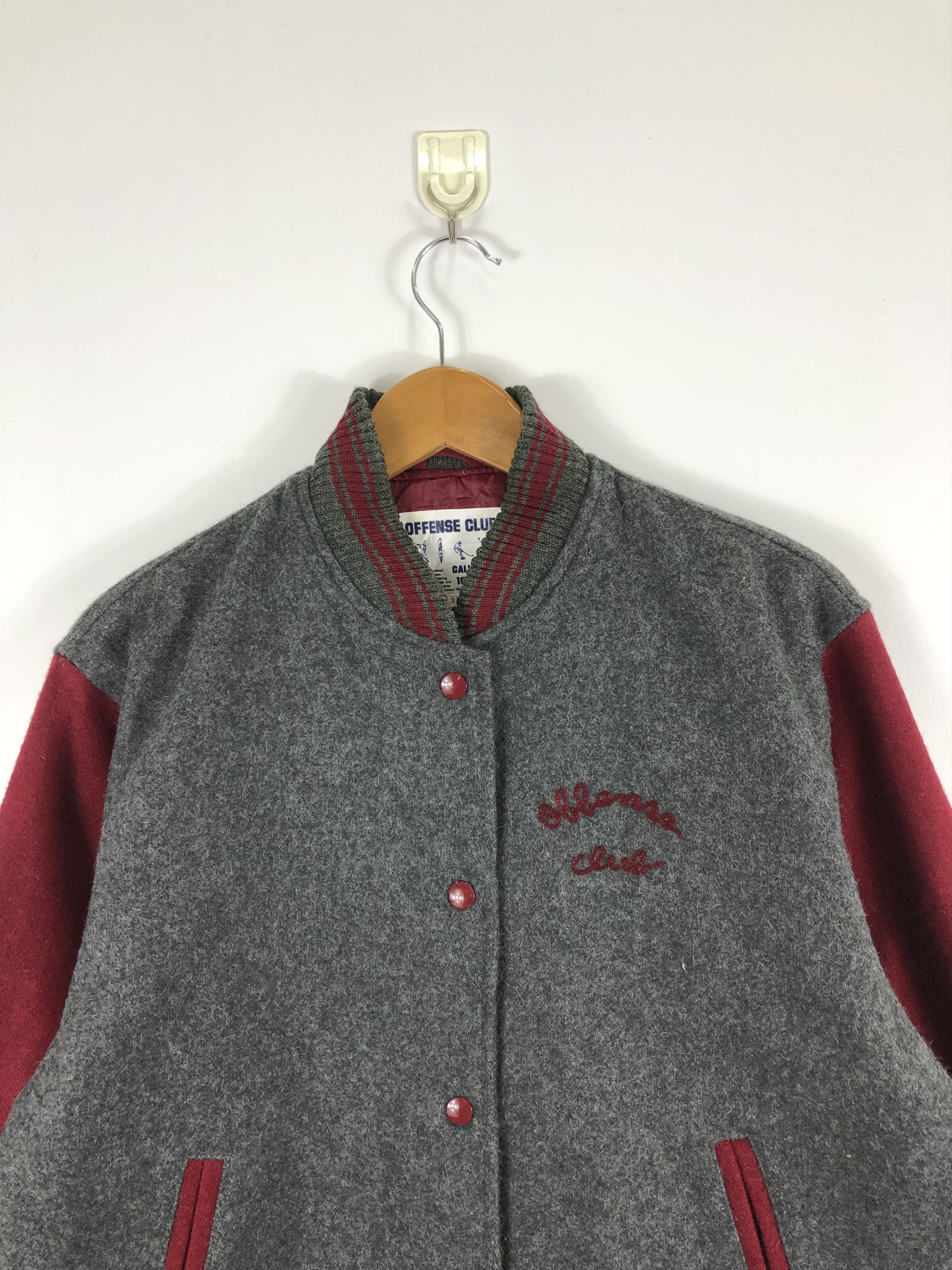 Vintage Vintage Offense Club Varsity Jacket V0260 Size US L / EU 52-54 / 3 - 2 Thumbnail