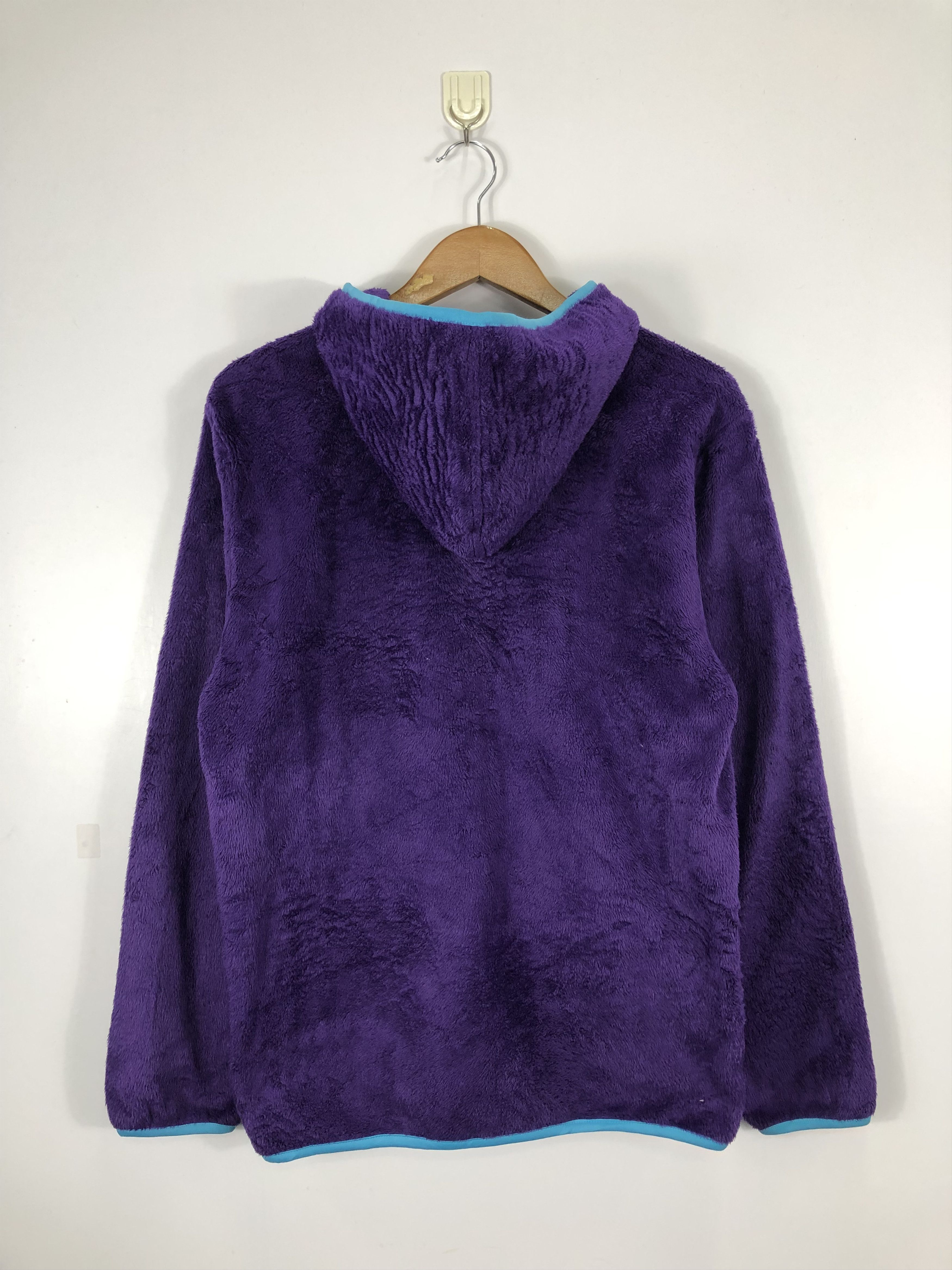 Japanese Brand Japanese Brand Uniqlo Fleece Hoodie Jacket J0572 Size US L / EU 52-54 / 3 - 3 Thumbnail