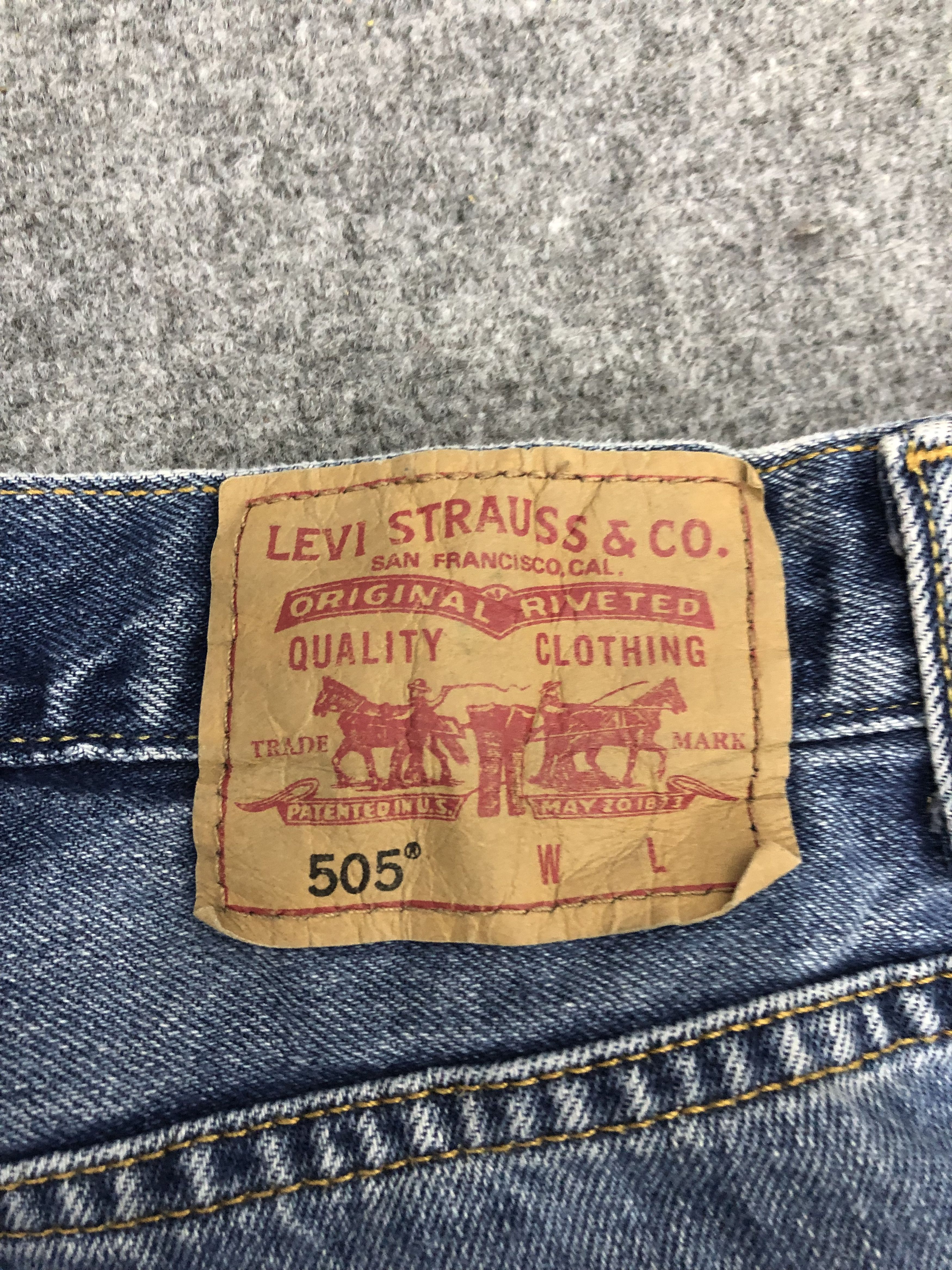 Levi's Vintage Levis 505 Light Wash Jeans DP1050 Size US 44 / EU 60 - 5 Thumbnail