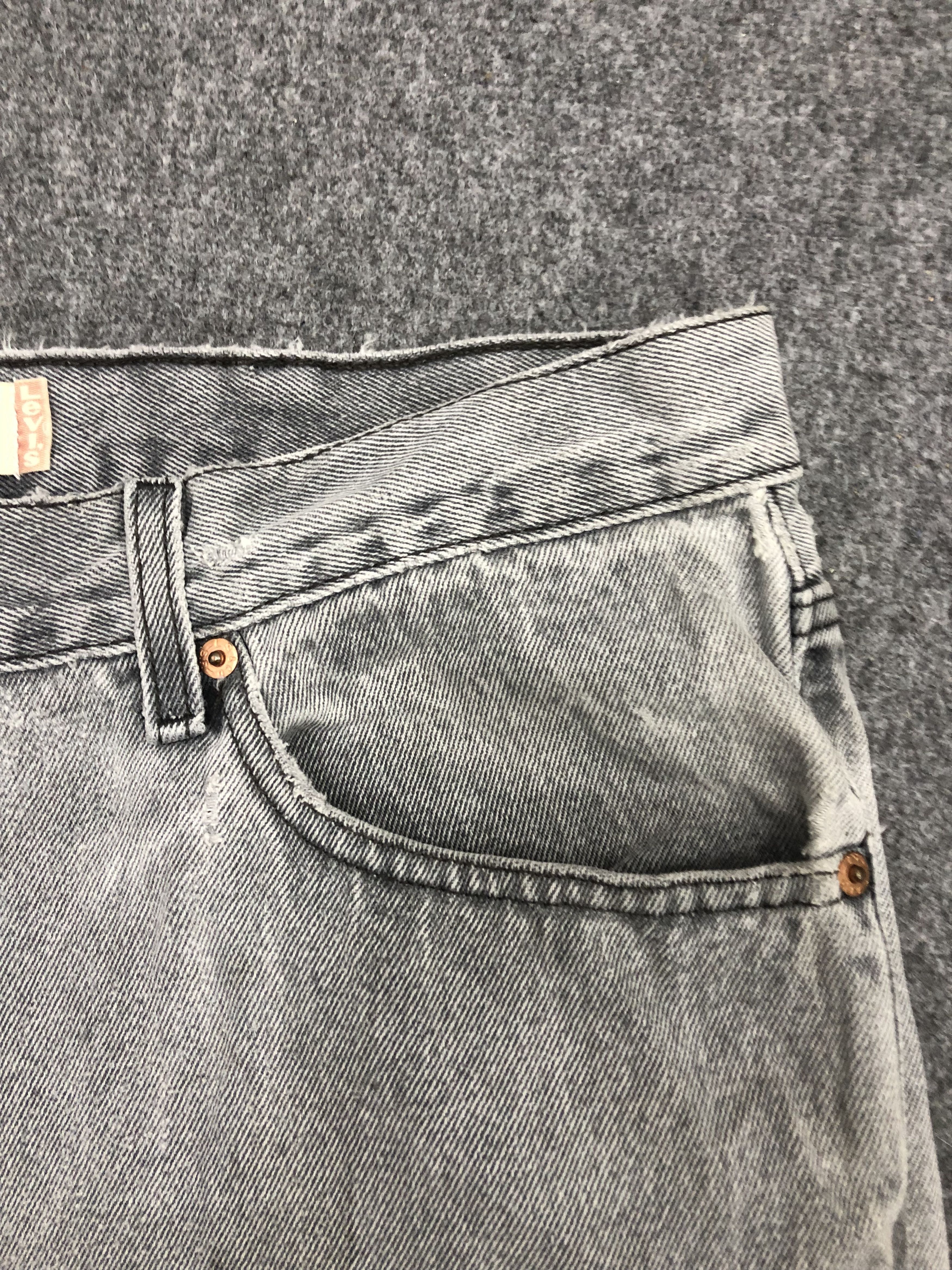 Levi's Vintage Levis 550 Light Jeans DP1071 Size US 36 / EU 52 - 9 Thumbnail
