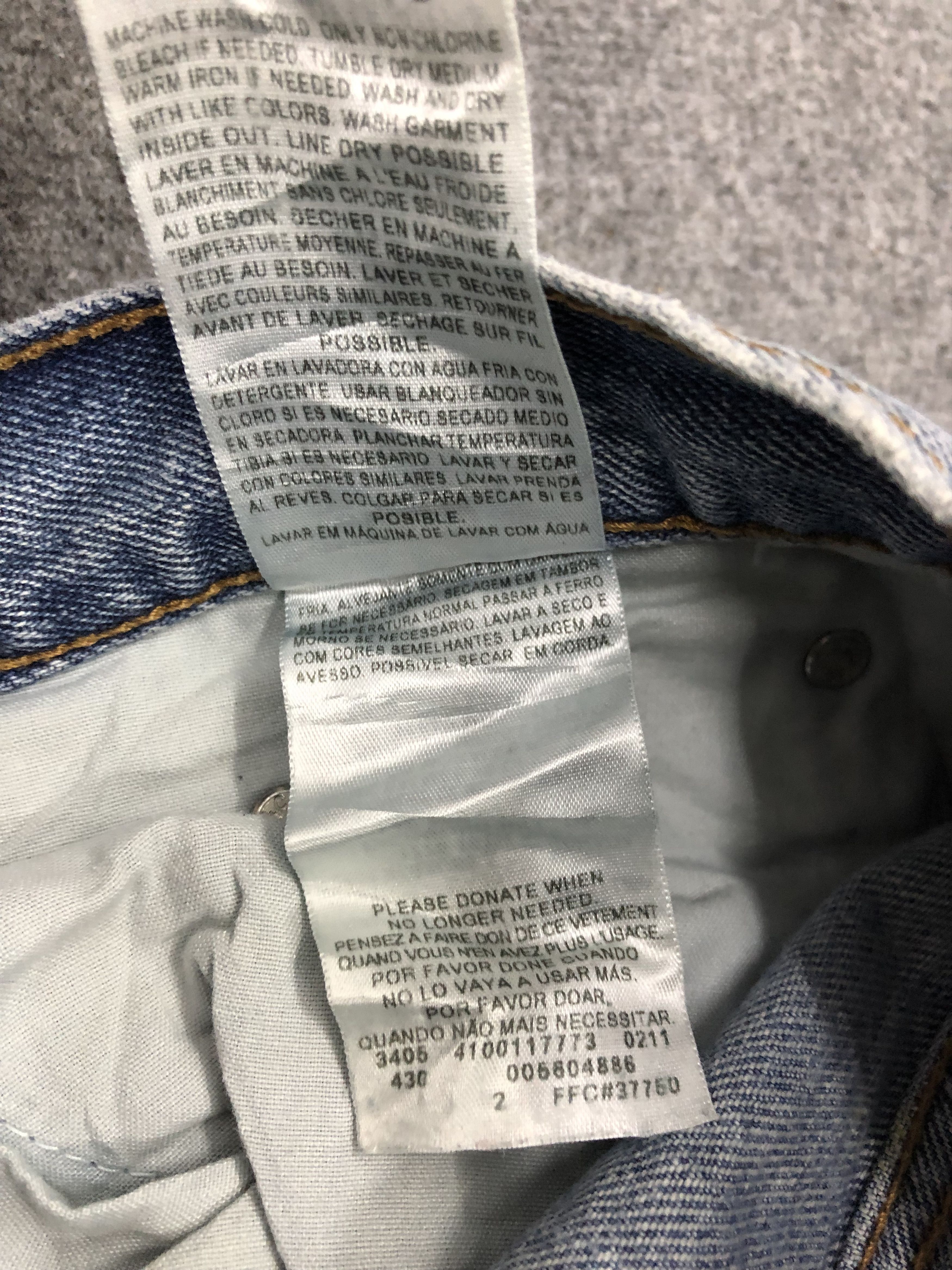 Levi's Vintage Levis 560 Jeans DP1063 Size US 42 / EU 58 - 13 Thumbnail