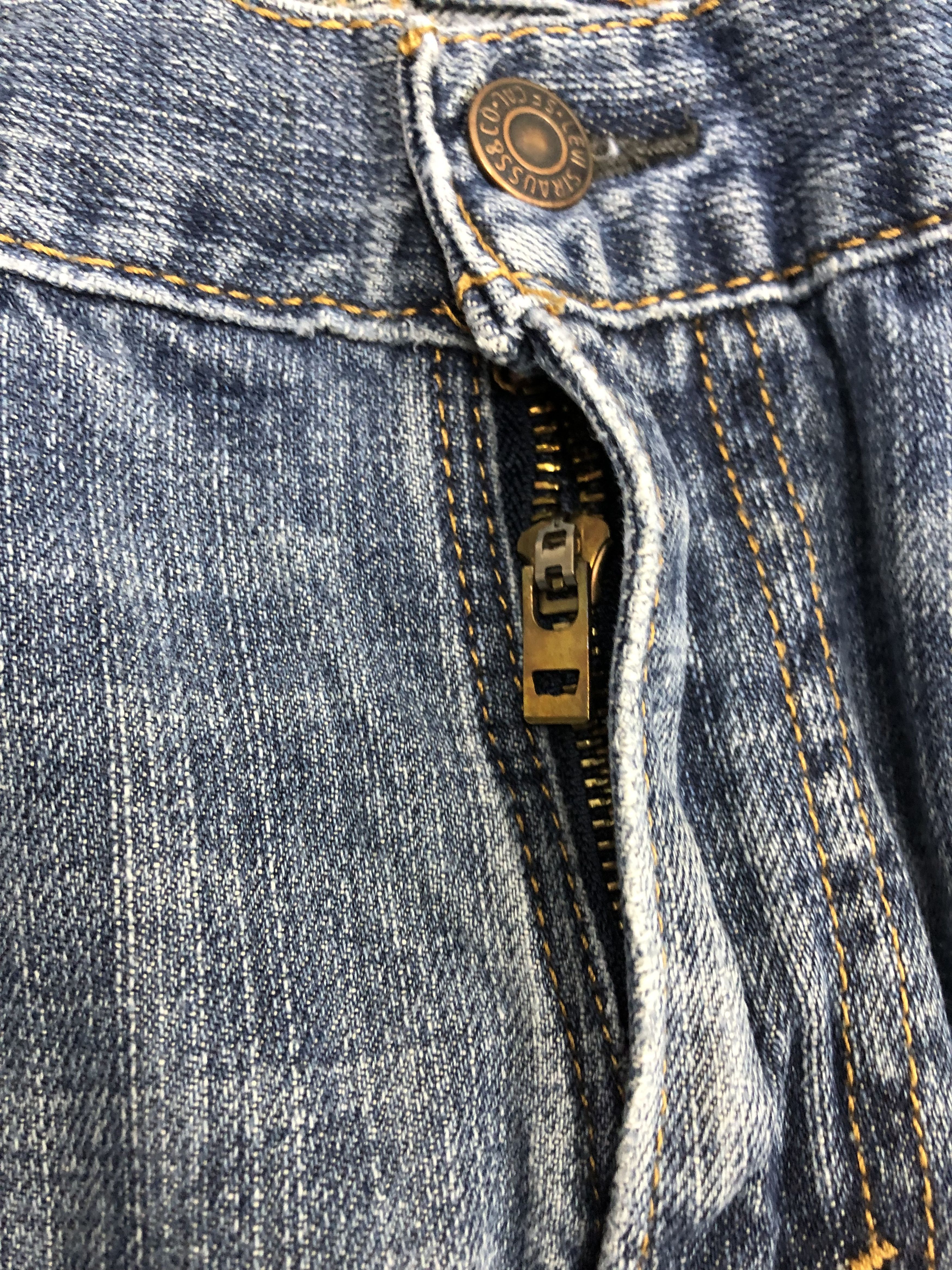 Levi's Vintage Levis 559 Jeans DP1053 Size US 31 - 11 Thumbnail