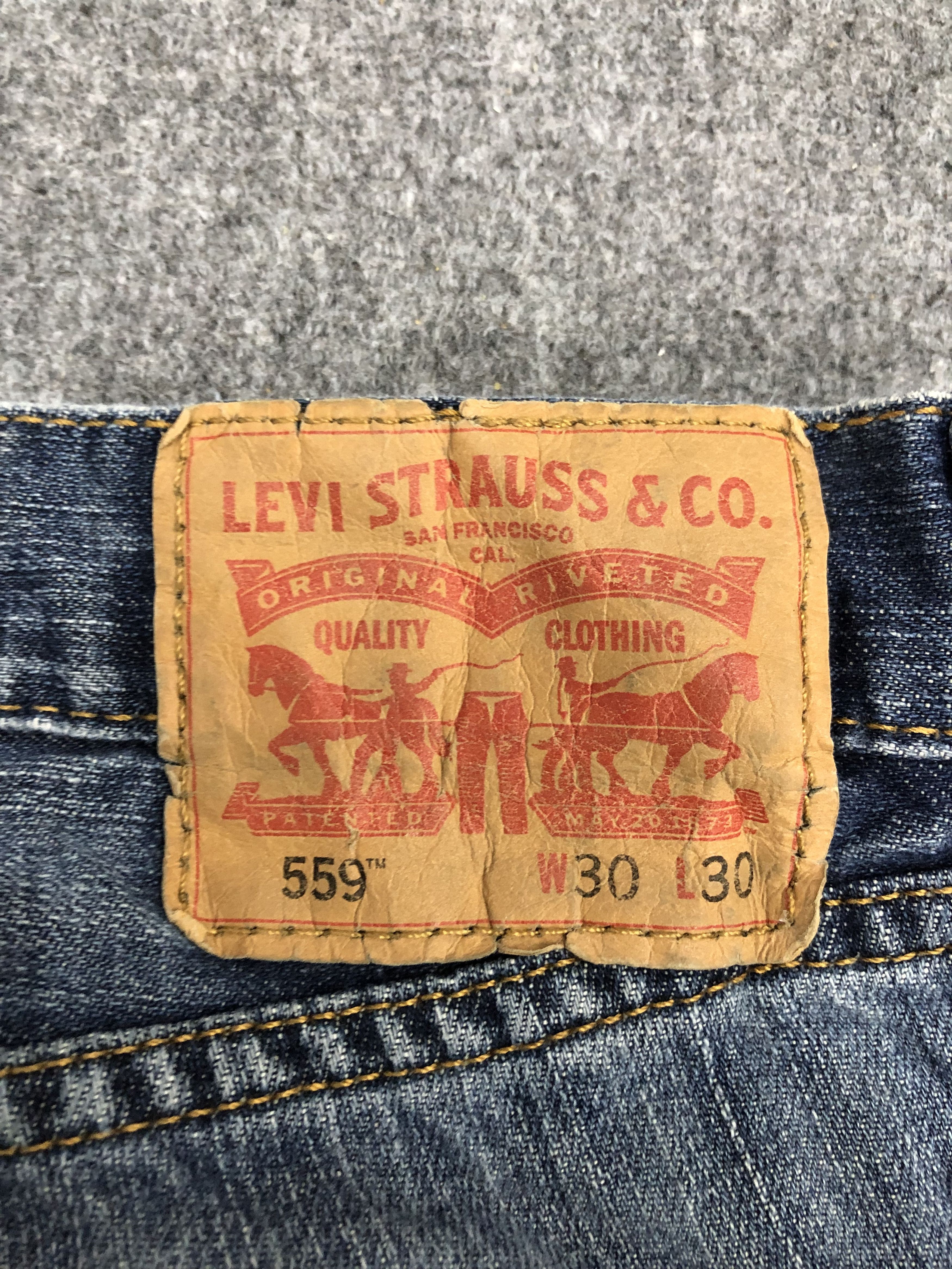 Levi's Vintage Levis 559 Jeans DP1053 Size US 31 - 5 Thumbnail