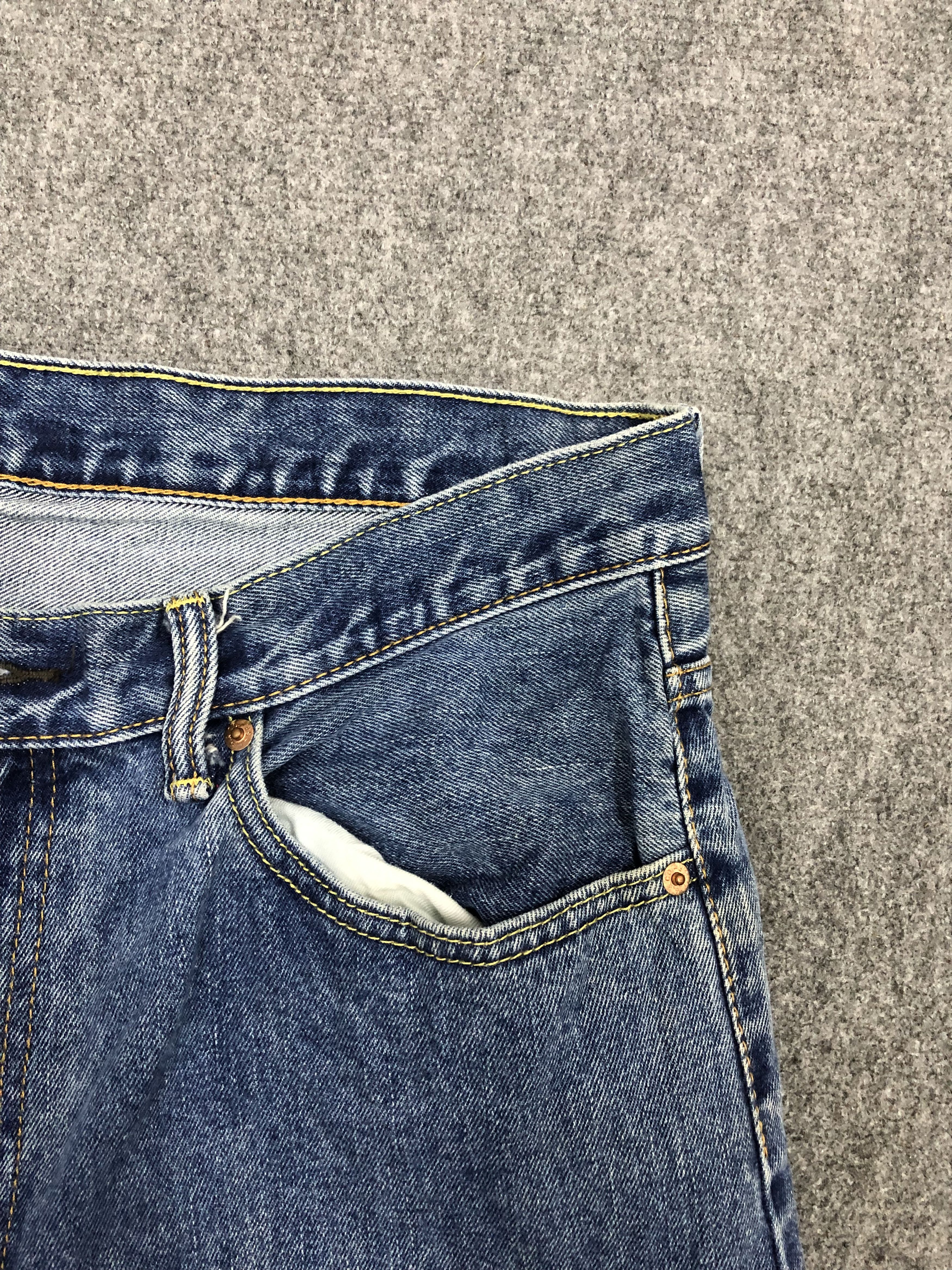Levi's Vintage Levis 550 Jeans DP1101 Size US 36 / EU 52 - 7 Thumbnail
