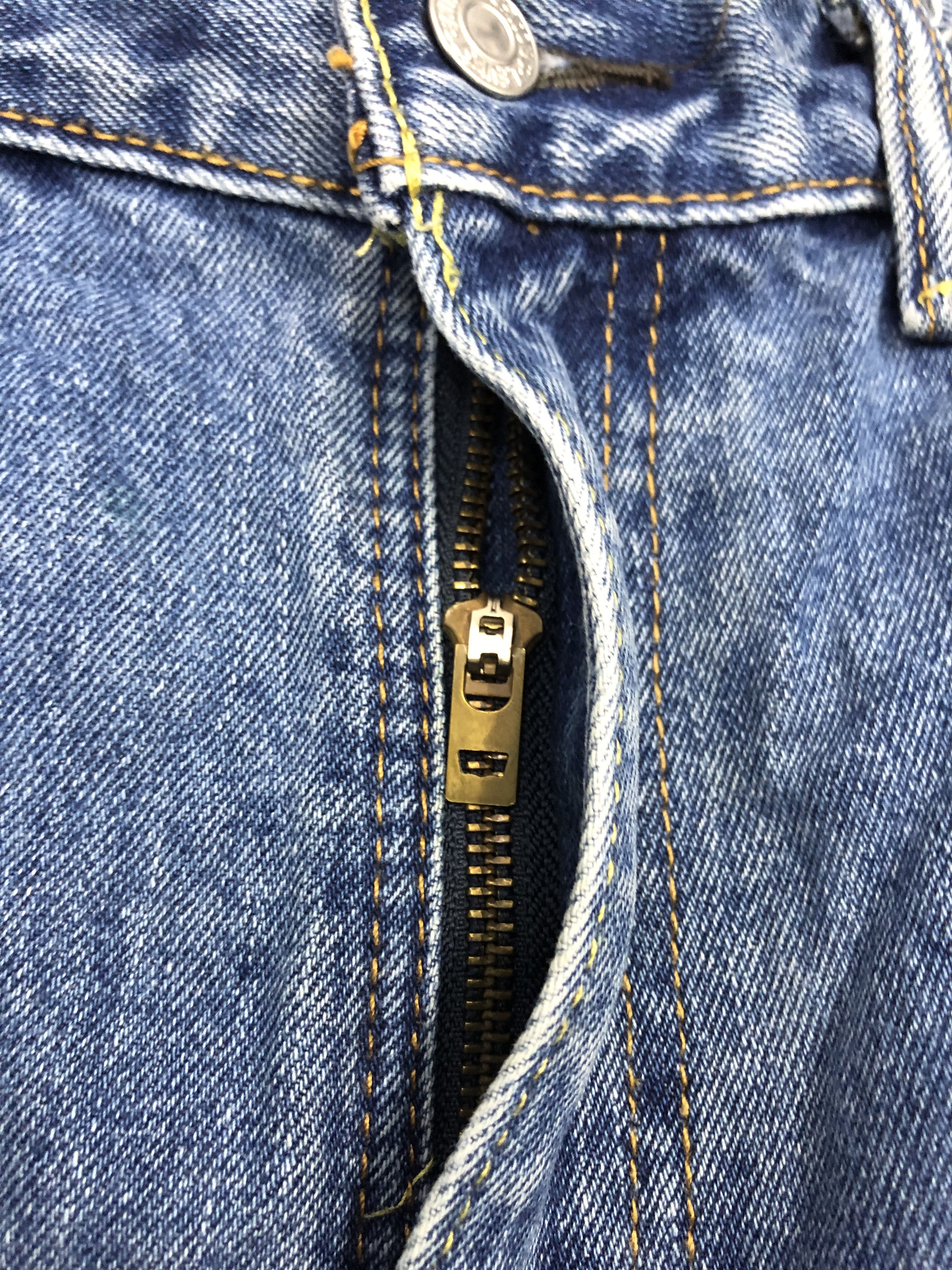 Levi's Vintage Levis 550 Jeans DP1101 Size US 36 / EU 52 - 10 Thumbnail