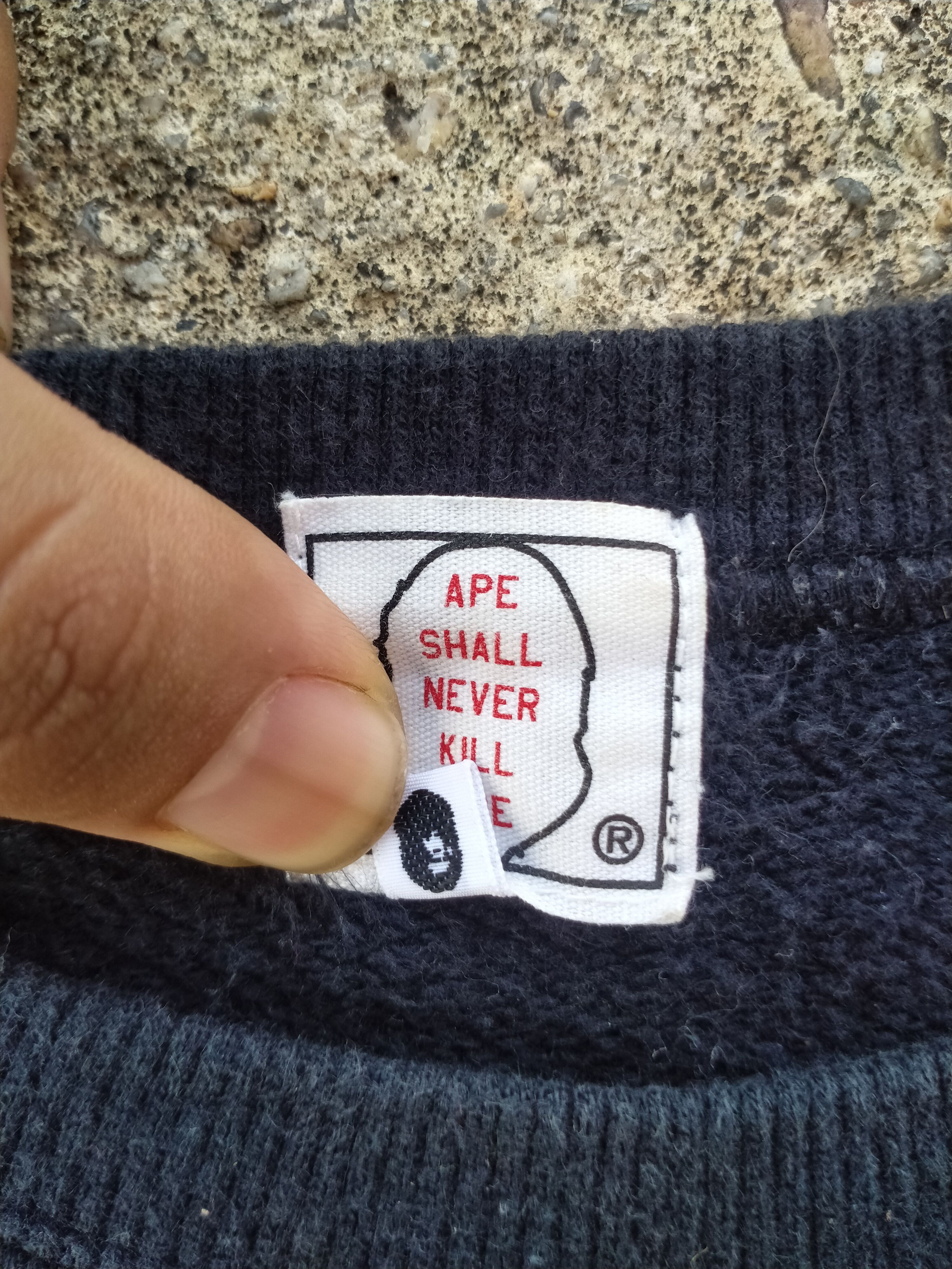 Bape BAPE BIG LOGO SHORT SLEEVE SWEATSHIRT SIZE M Size US M / EU 48-50 / 2 - 7 Thumbnail