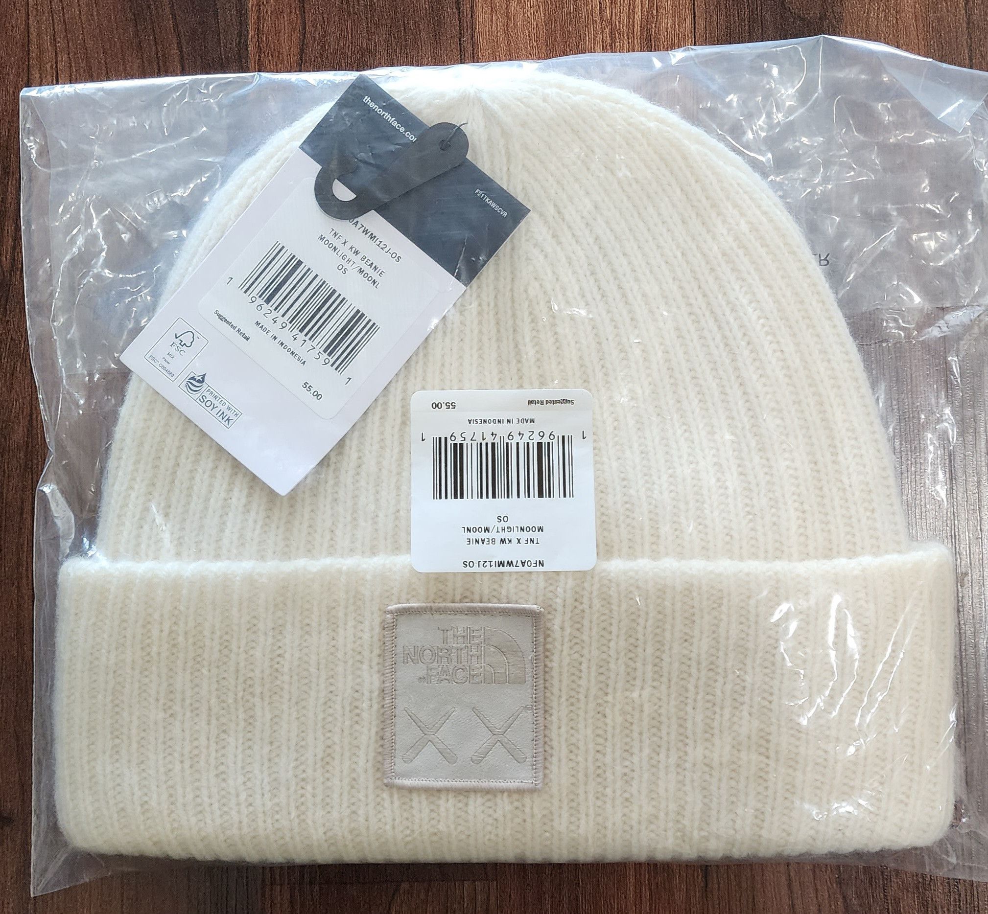 Kaws × The North Face Kaws x TNF Moonlight Ivory Beanie Size ONE SIZE - 3 Thumbnail