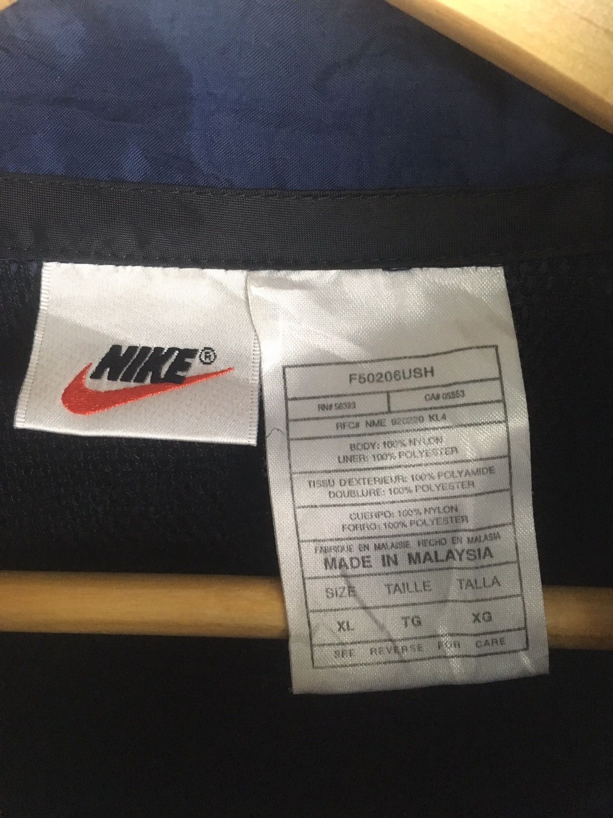 Nike × Vintage Vintage Nike Zipper Small Logo XLarge Size Windbreaker Size US XL / EU 56 / 4 - 5 Thumbnail