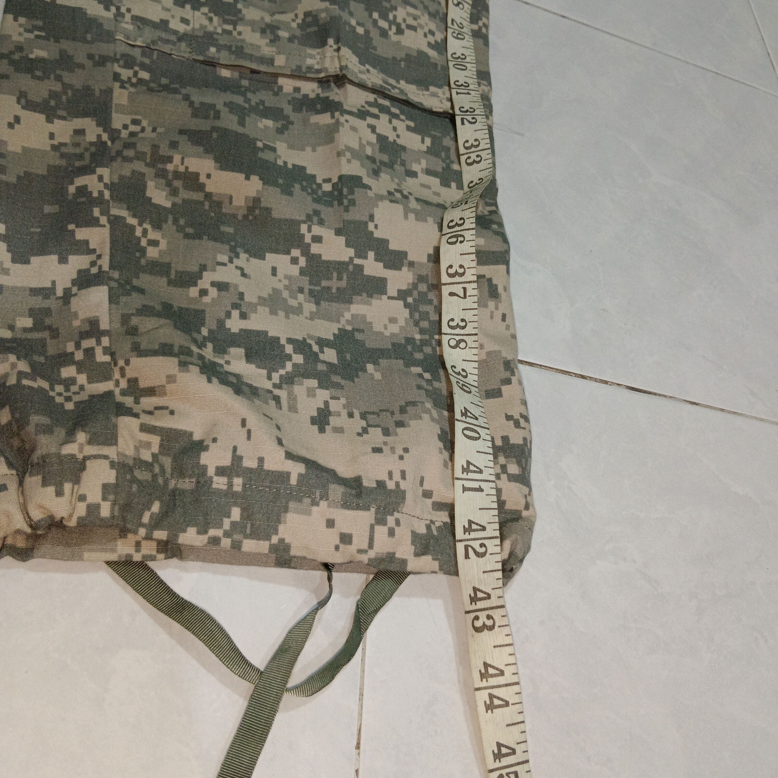 Trouser army combat uniform with series number