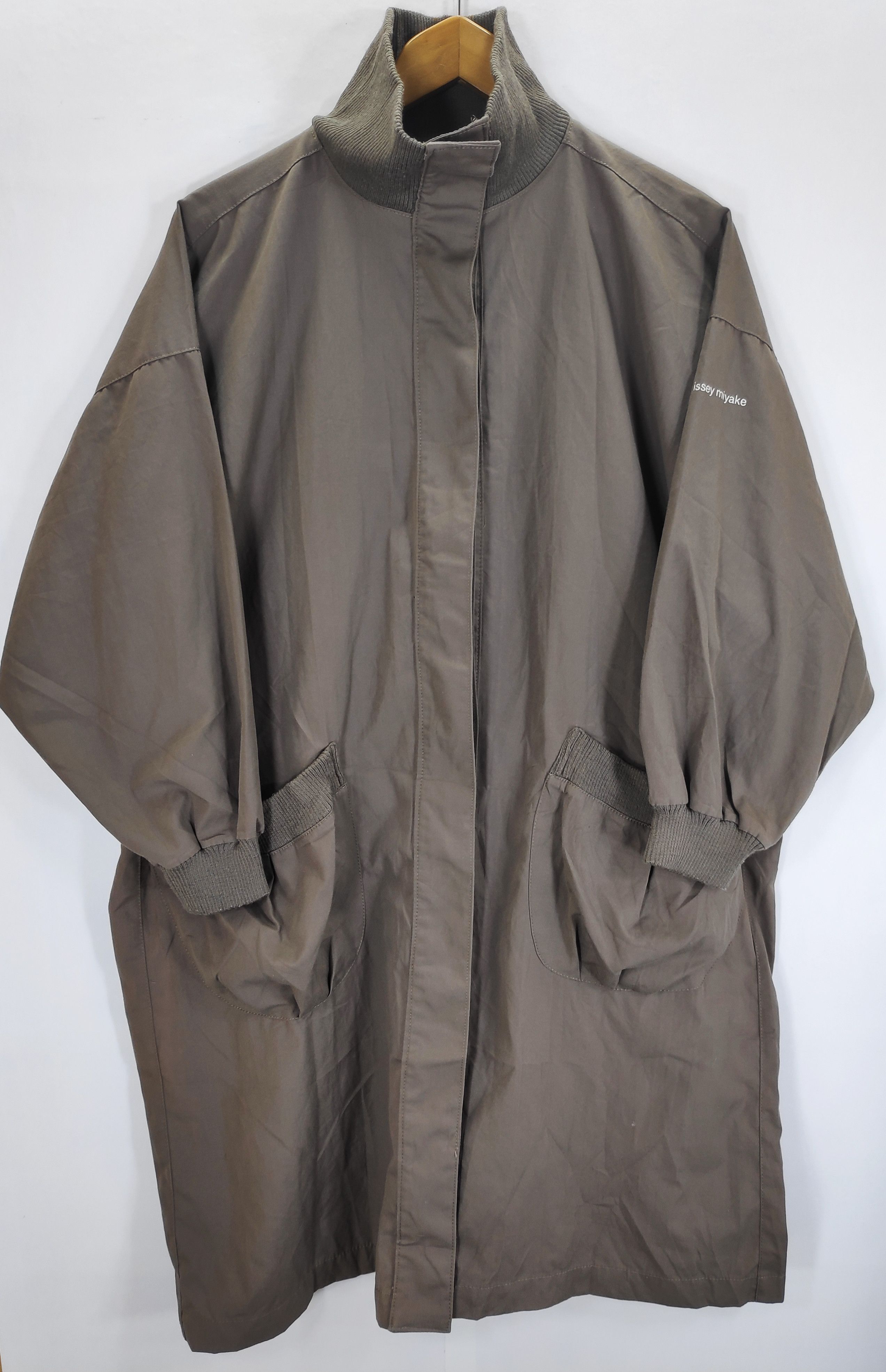 Issey Miyake Miyake Design Studio Issey Miyake Poncho Capes Kimono Size US L / EU 52-54 / 3 - 1 Thumbnail