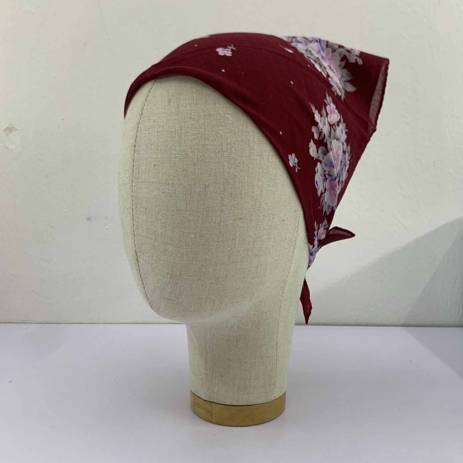 Pierre Balmain Pierre Balmain Headscarf,Neckerchief-1009 Size ONE SIZE - 1 Thumbnail