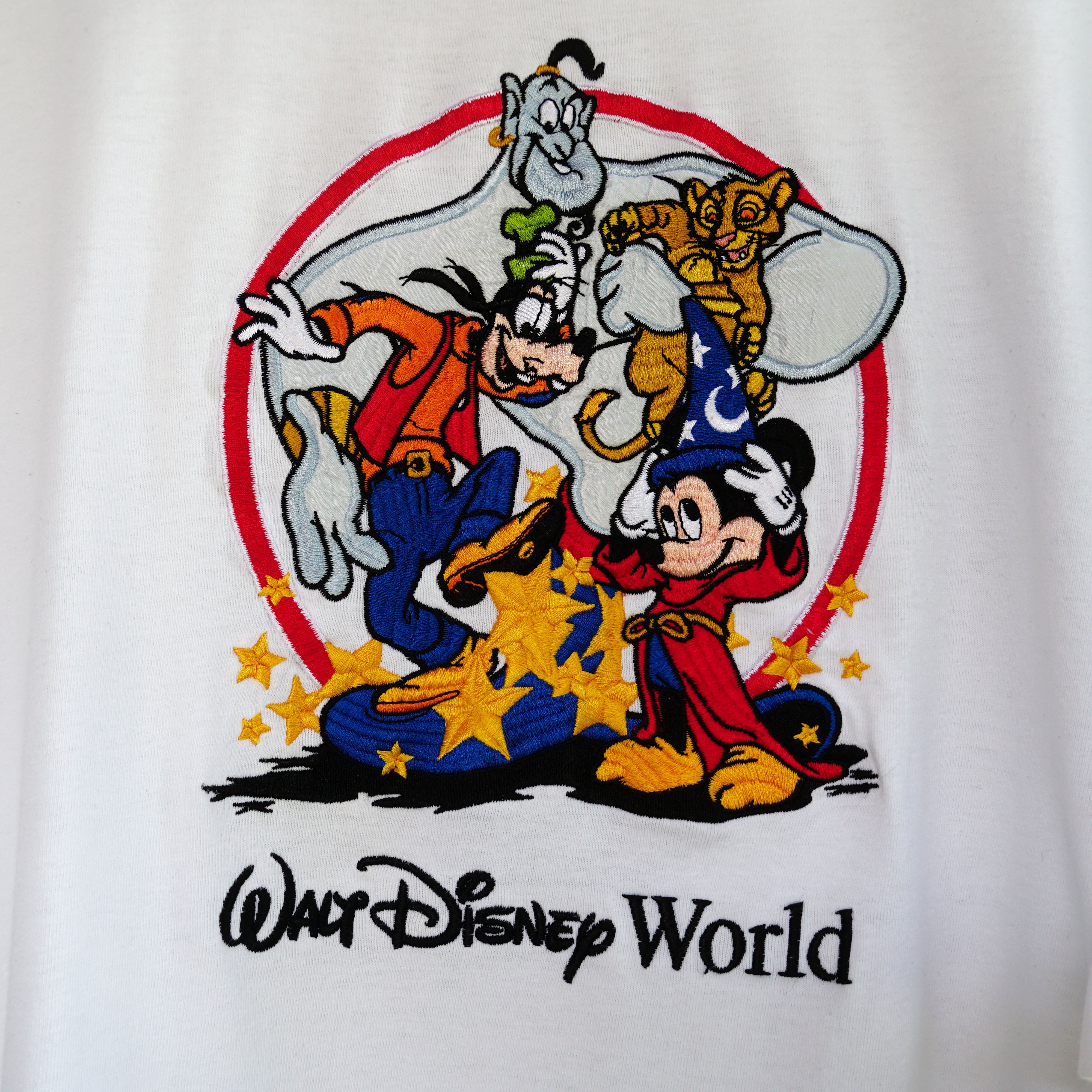 Disney VTG Disney World Aladdin Lion King Mickey 90s Tee shirt Size US XXL / EU 58 / 5 - 2 Thumbnail