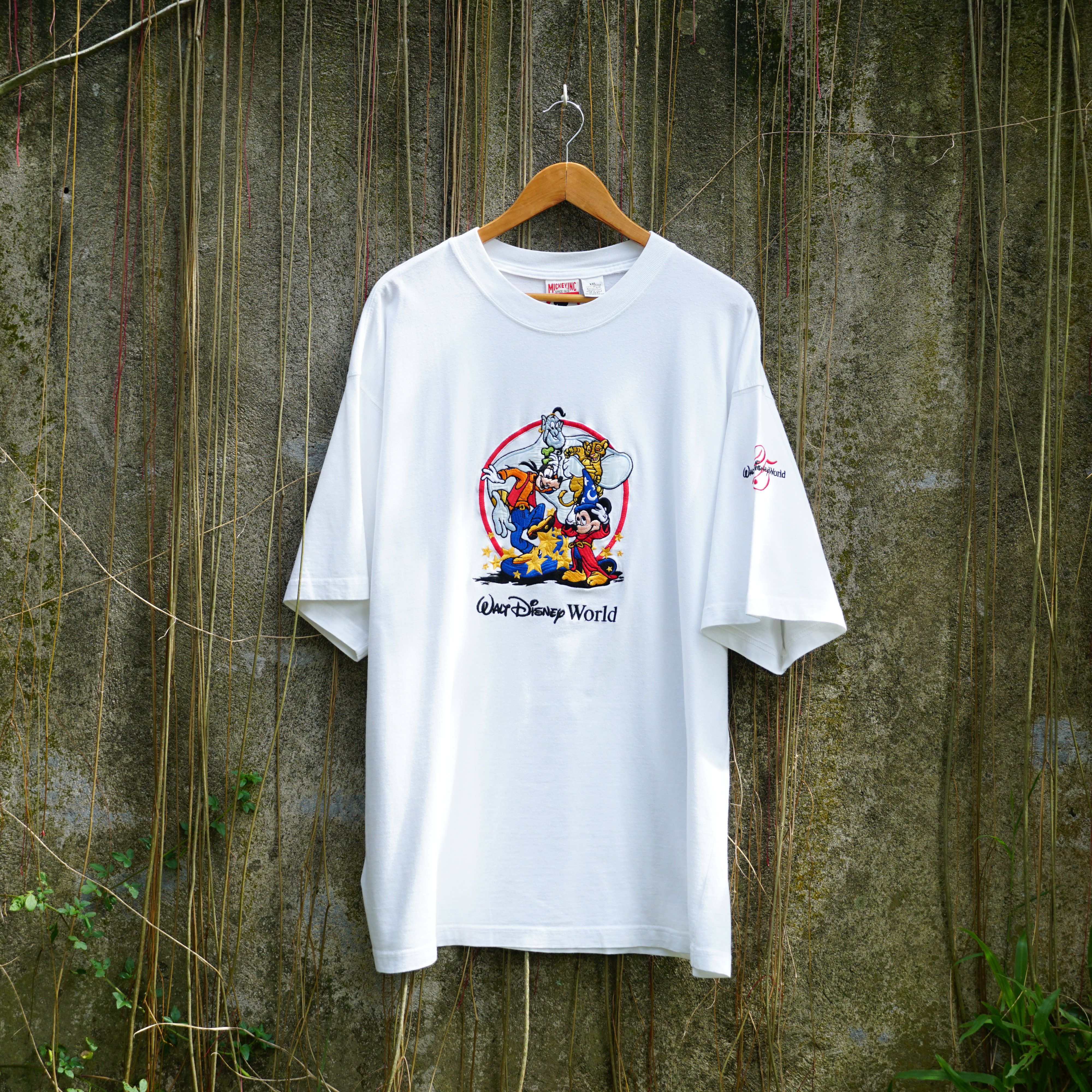 Disney VTG Disney World Aladdin Lion King Mickey 90s Tee shirt Size US XXL / EU 58 / 5 - 1 Thumbnail