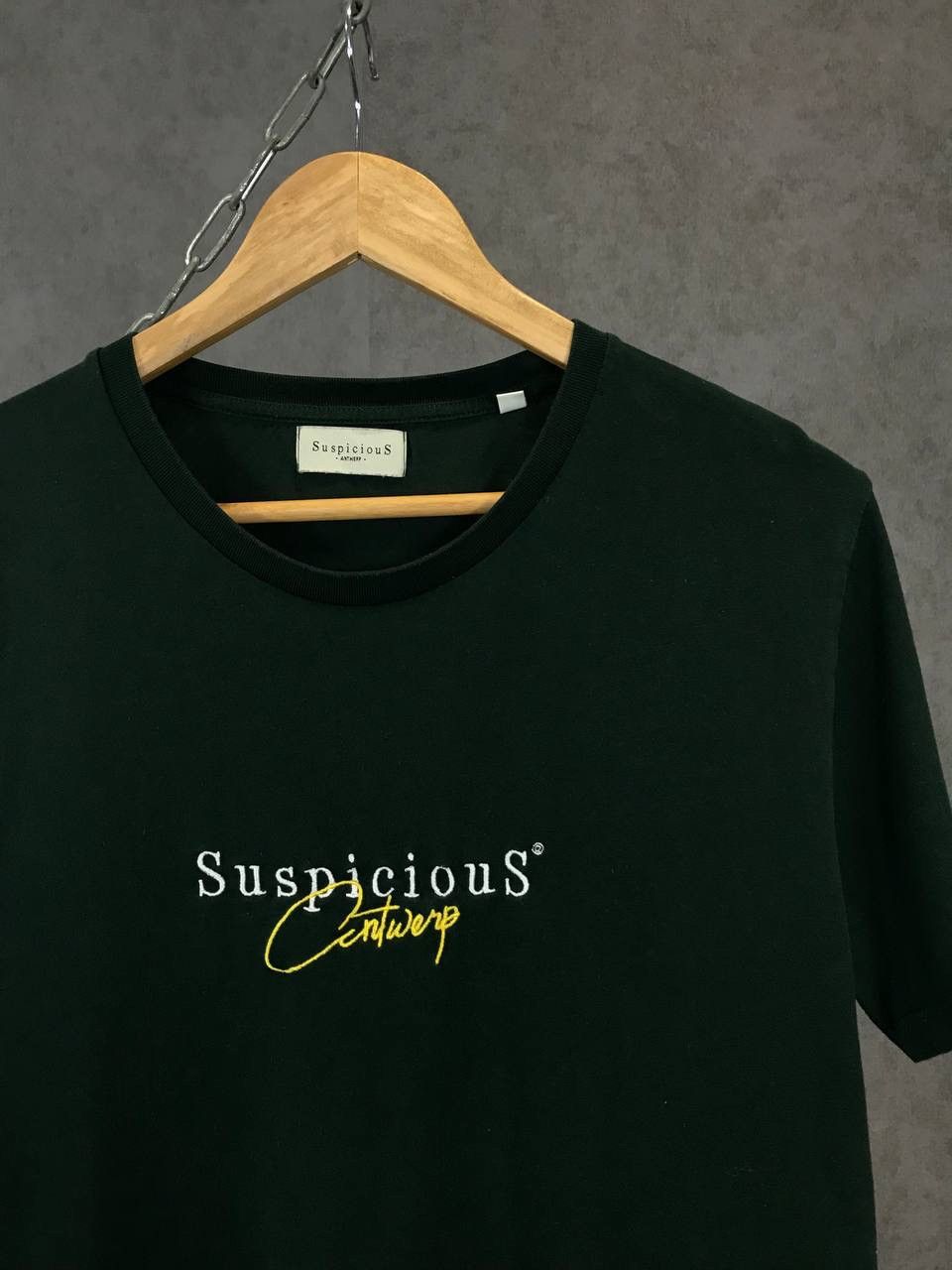 Suspicious Antwerp Suspicious Antwerp streetwear center logo tee Size US M / EU 48-50 / 2 - 2 Thumbnail