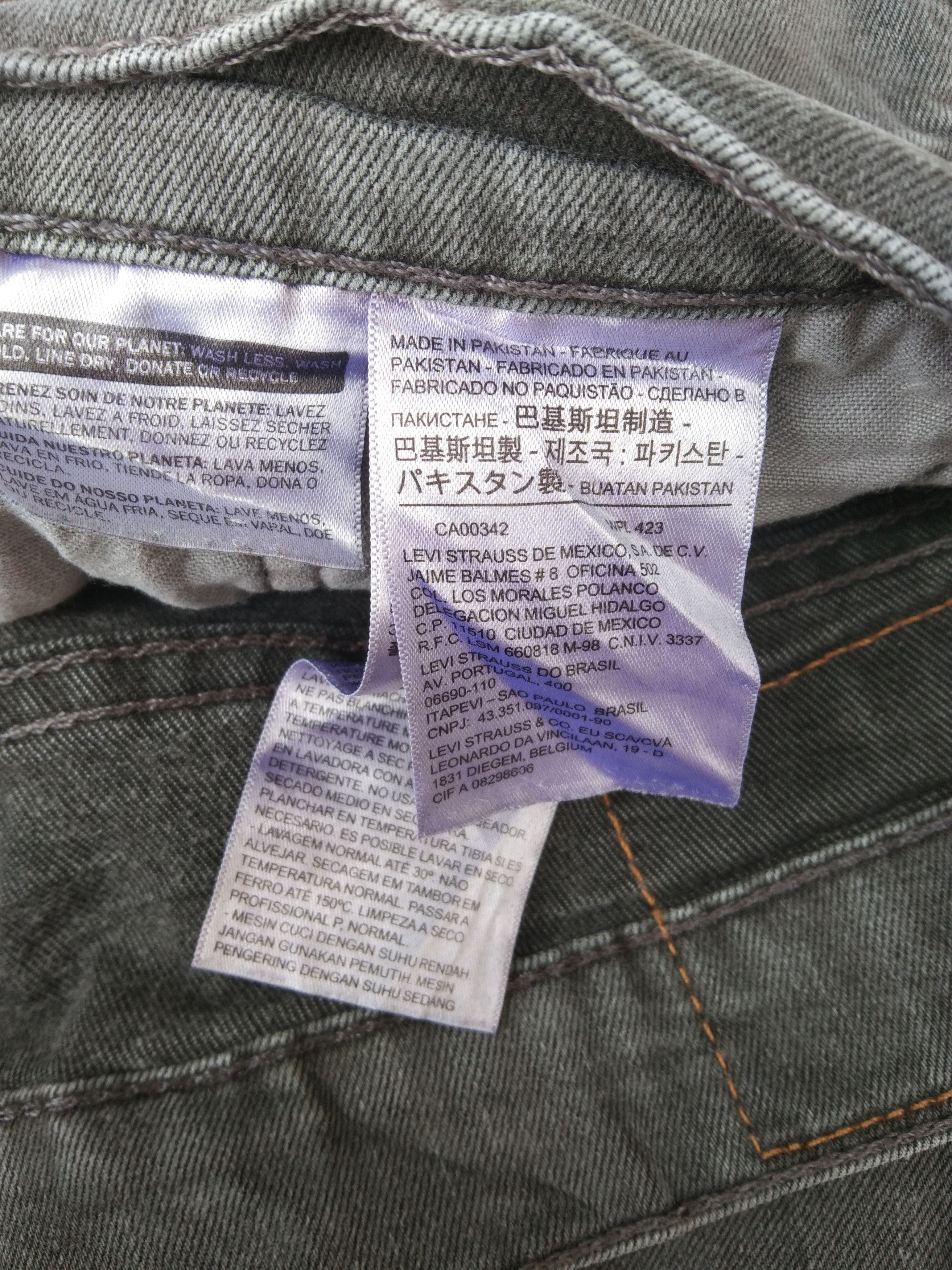 Levi's Vintage Levi's Jeans 502 Faded Black Distressed Denim 36x33 Size US 36 / EU 52 - 8 Thumbnail