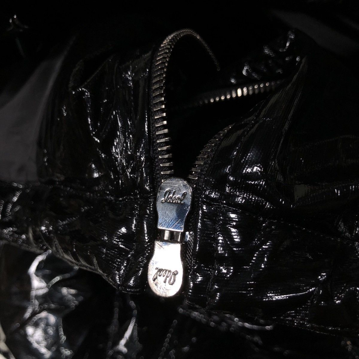 Theory Theory Shiny Hooded Shrunken Puffer Patent Vest Size S / US 4 / IT 40 - 10 Thumbnail