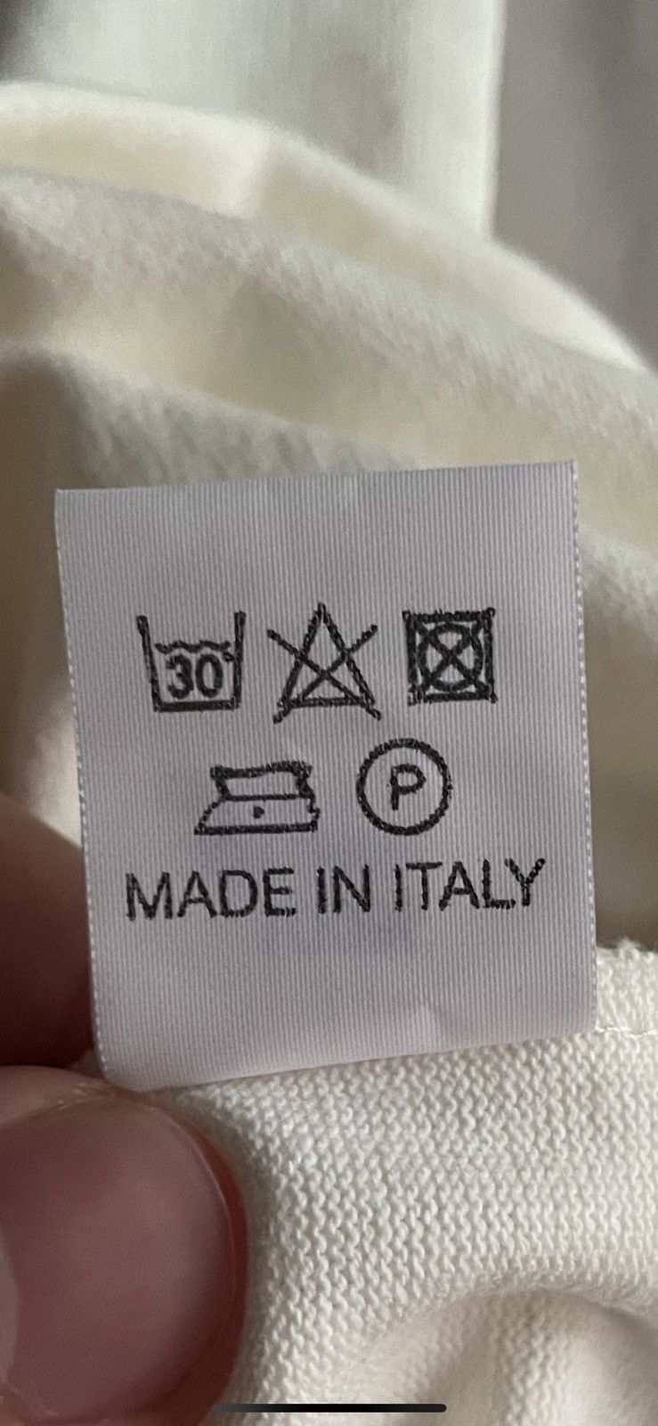 Louis Vuitton Louis Vuitton Rare 2019 Mediterranean Staff T-Shirt Size US M / EU 48-50 / 2 - 15 Thumbnail