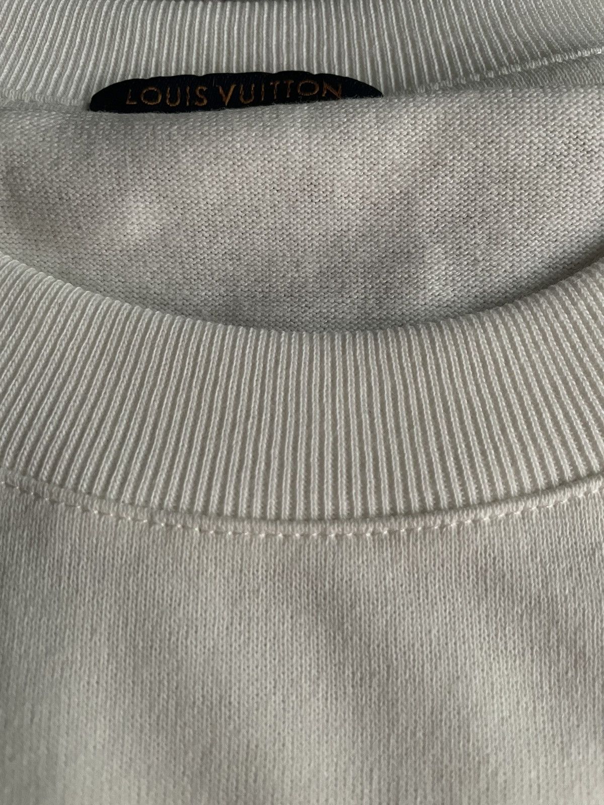 Louis Vuitton Louis Vuitton Rare 2019 Mediterranean Staff T-Shirt Size US M / EU 48-50 / 2 - 11 Thumbnail