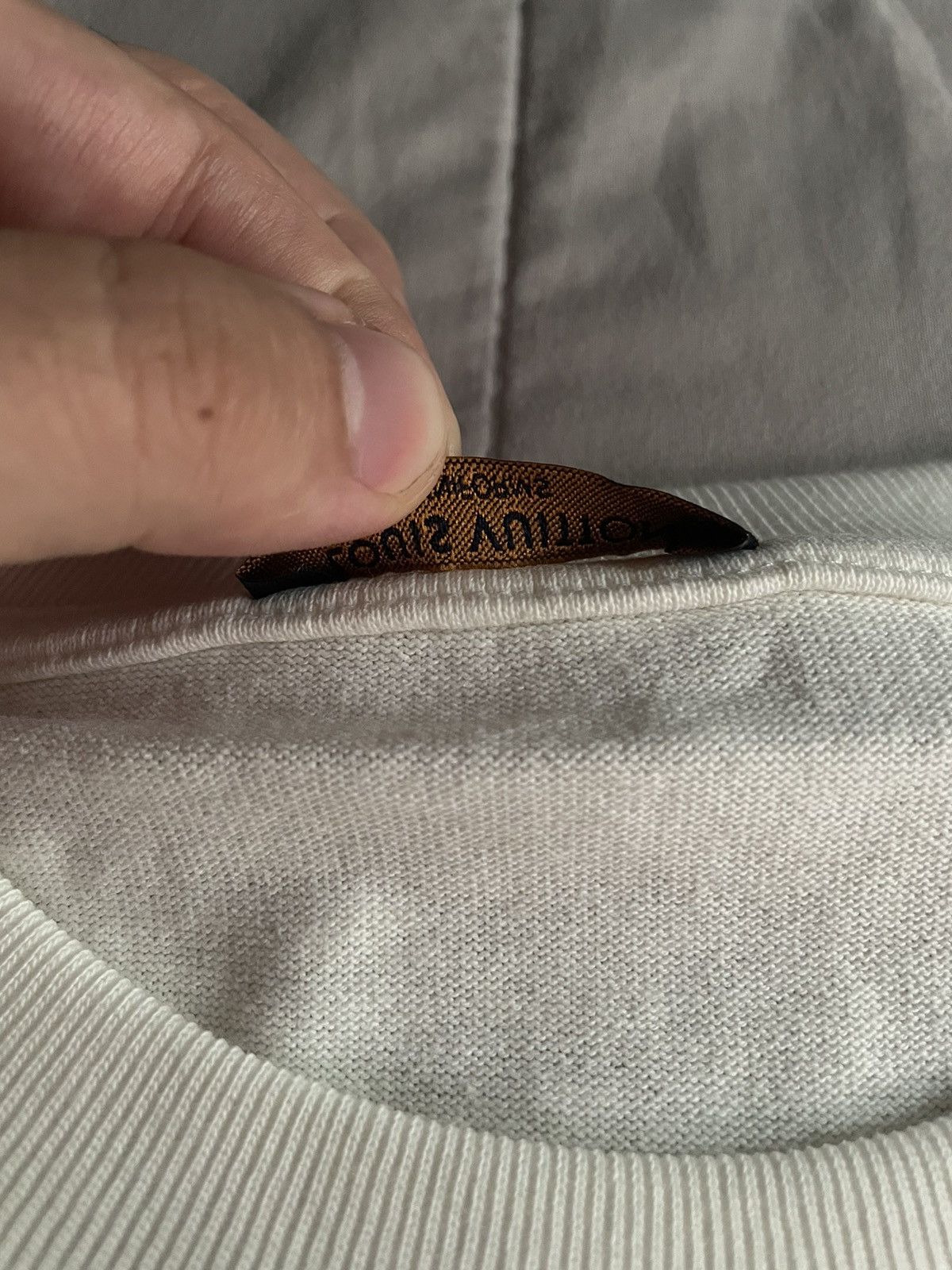 Louis Vuitton Louis Vuitton Rare 2019 Mediterranean Staff T-Shirt Size US M / EU 48-50 / 2 - 10 Thumbnail