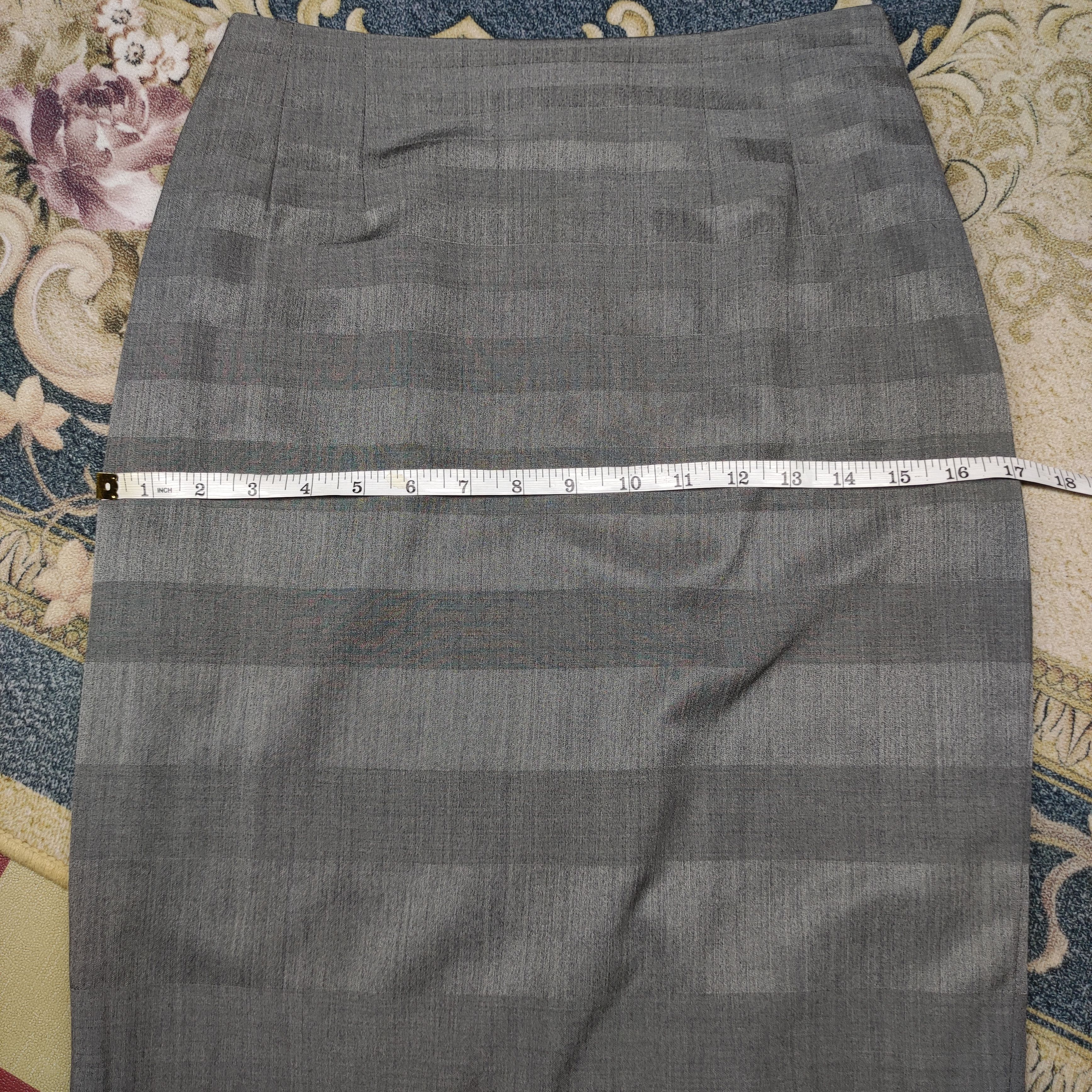 Christian Dior Monsieur Christian Dior Boutique Midi Skirt Size 26" / US 2 / IT 38 - 8 Thumbnail