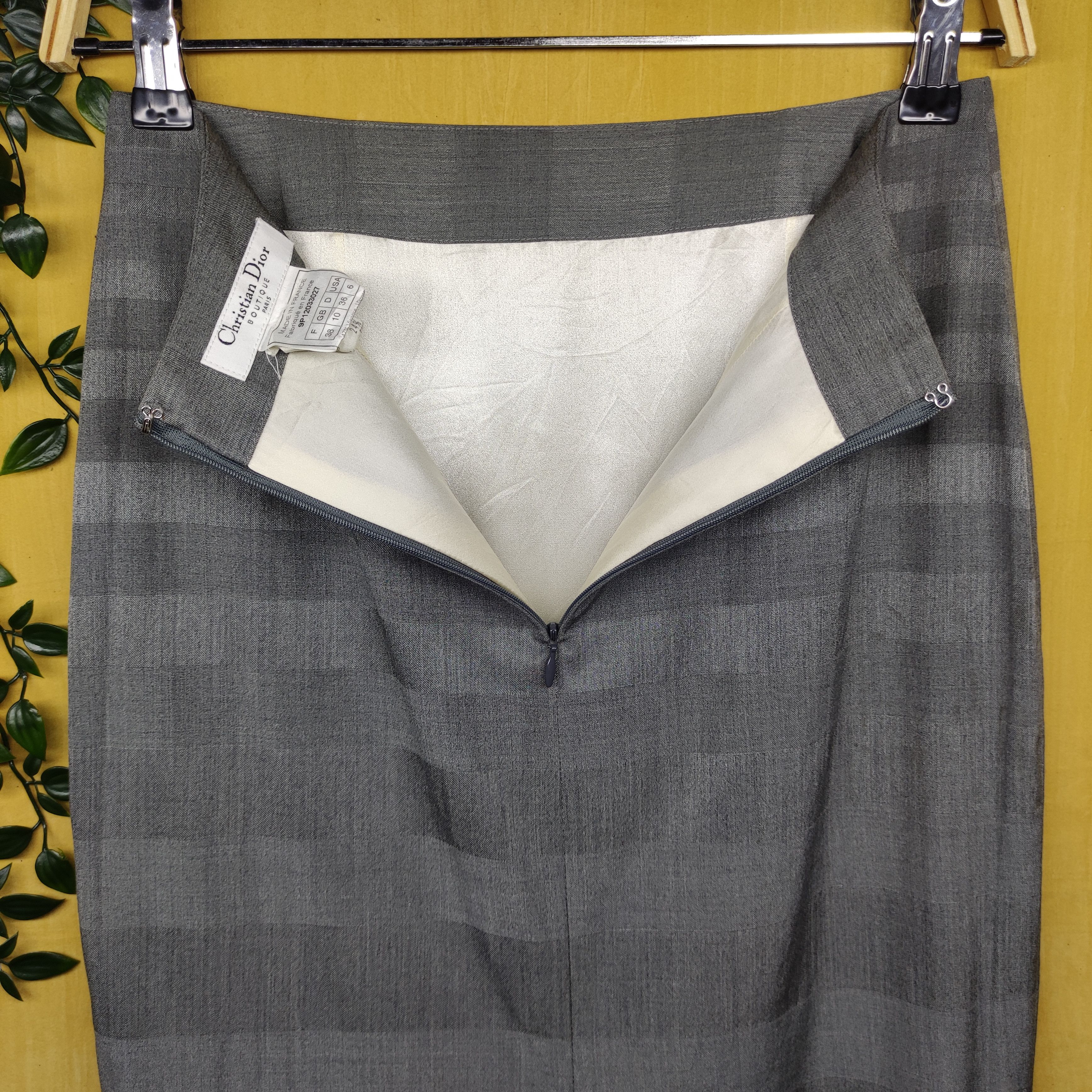Christian Dior Monsieur Christian Dior Boutique Midi Skirt Size 26" / US 2 / IT 38 - 3 Thumbnail