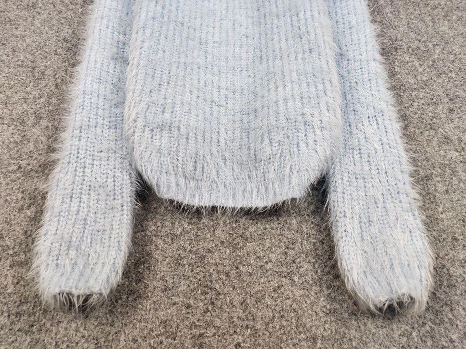 Japanese Brand Vintage Japanese Blue Mohair Style Fuzzy Crewneck Sweater Size US XS / EU 42 / 0 - 4 Thumbnail