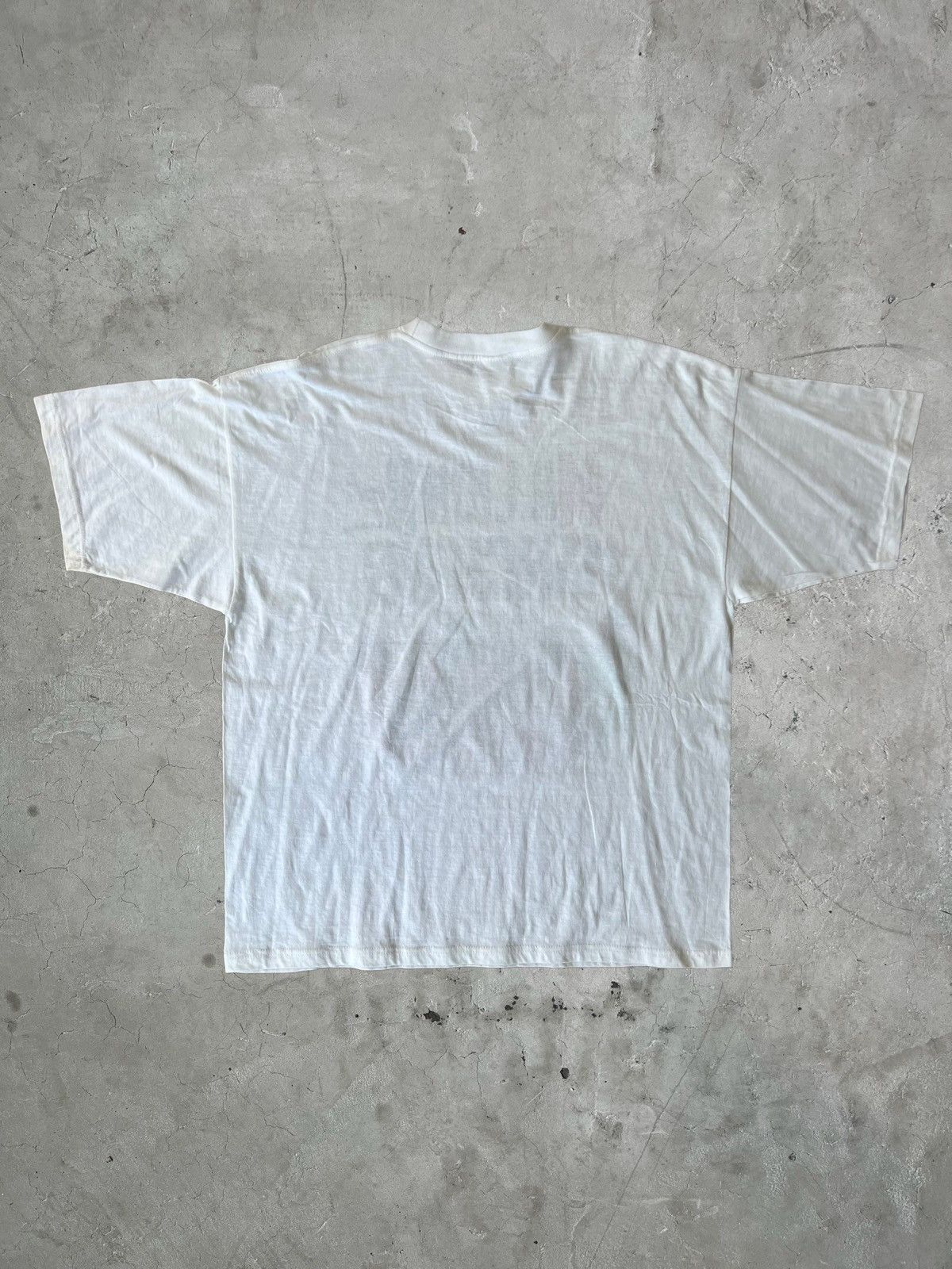 Vintage Vintage Million Marching Tee Size US XL / EU 56 / 4 - 2 Thumbnail