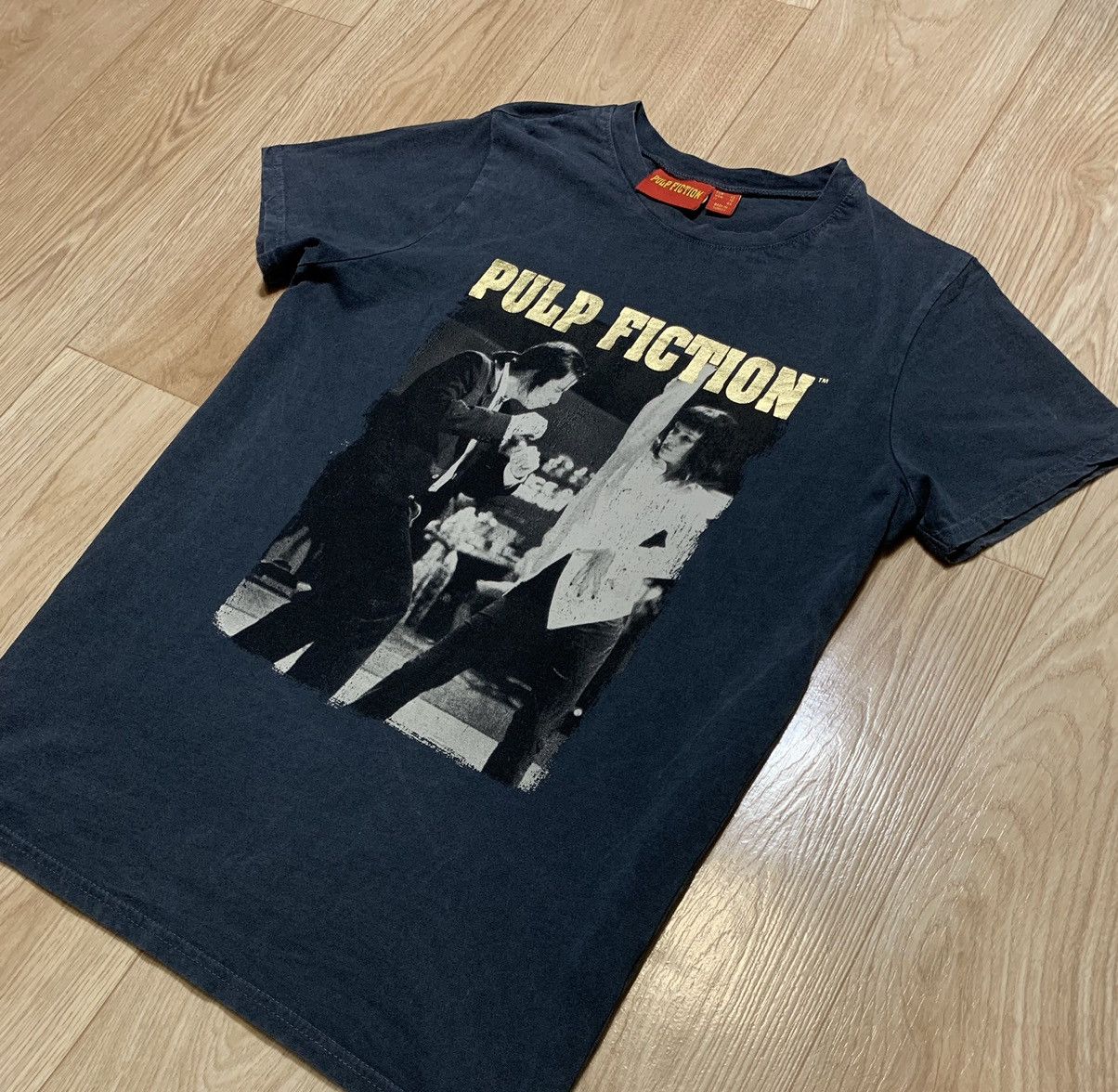 Vintage Pulp Fiction Women T-Shirt Size ONE SIZE - 2 Thumbnail