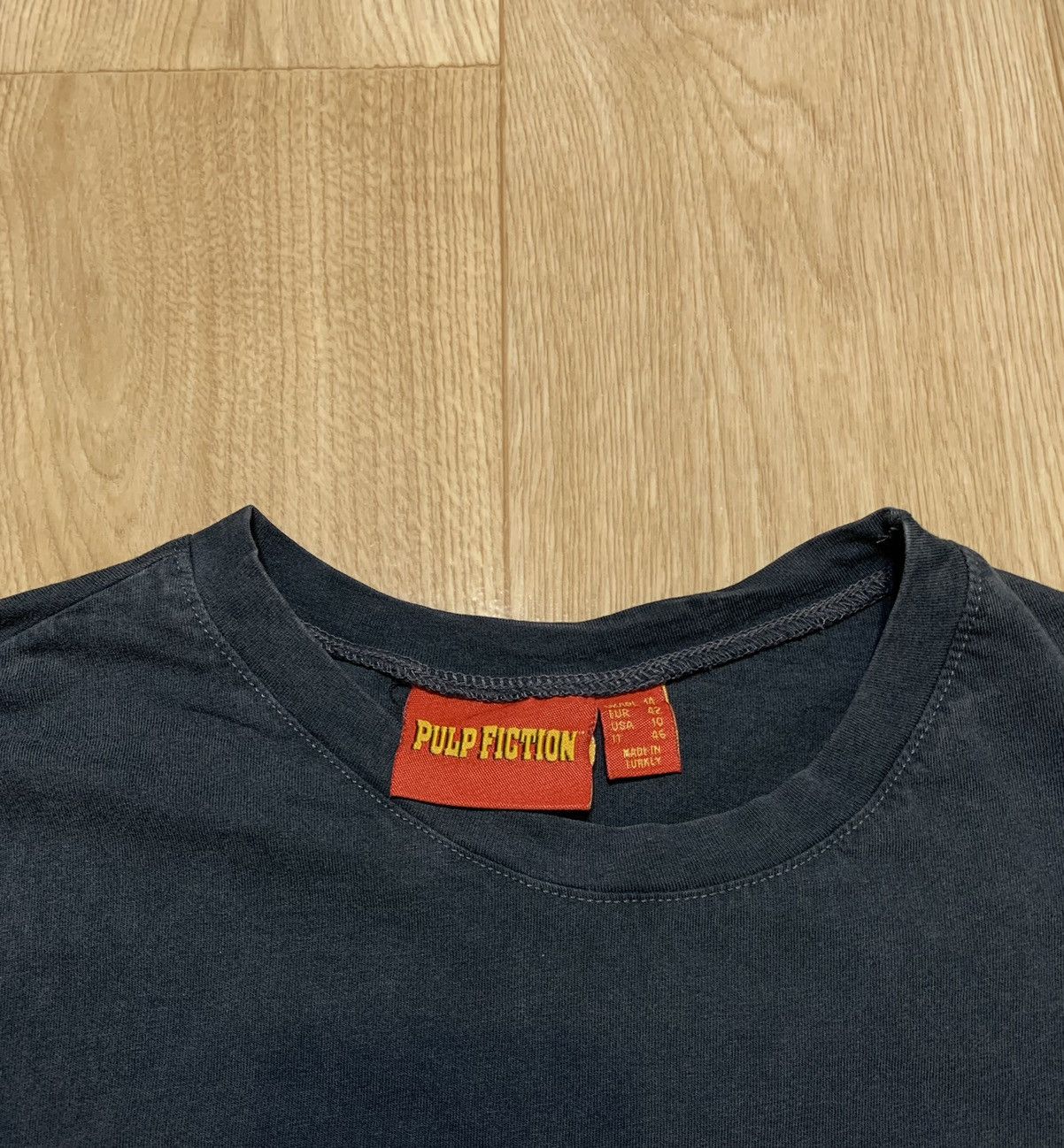 Vintage Pulp Fiction Women T-Shirt Size ONE SIZE - 5 Thumbnail