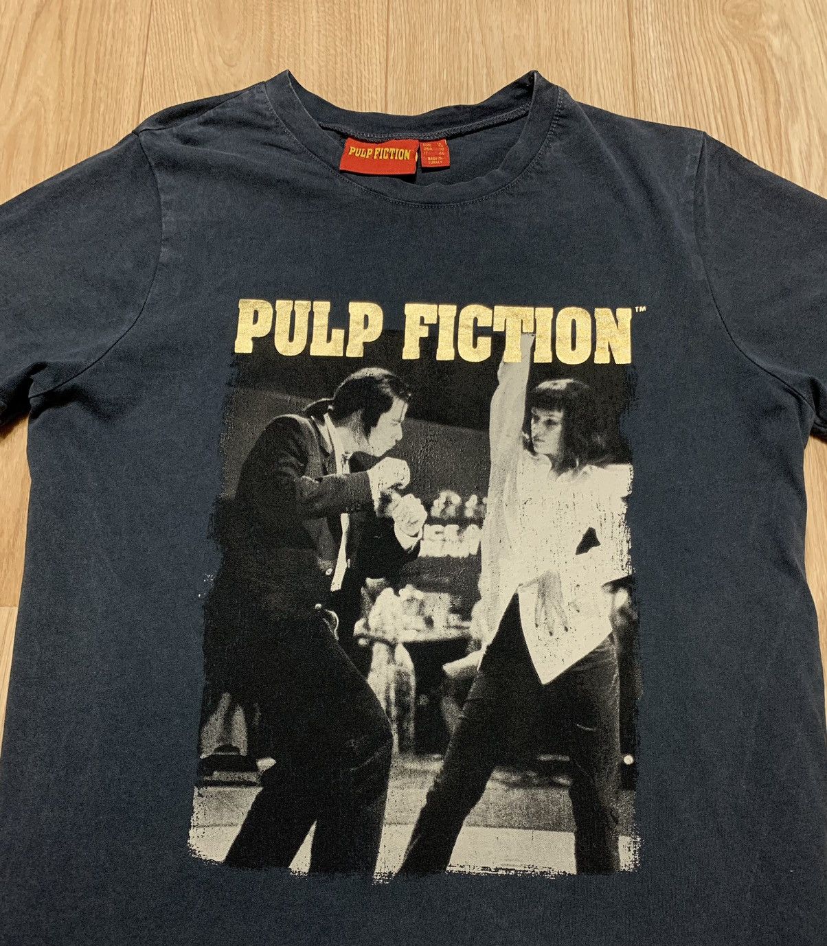 Vintage Pulp Fiction Women T-Shirt Size ONE SIZE - 3 Thumbnail
