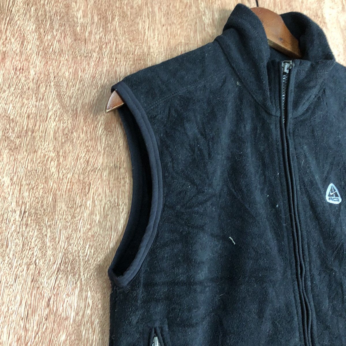 Nike × Nike ACG × Vintage Vintage Nike ACG Black Vest Size US S / EU 44-46 / 1 - 5 Thumbnail