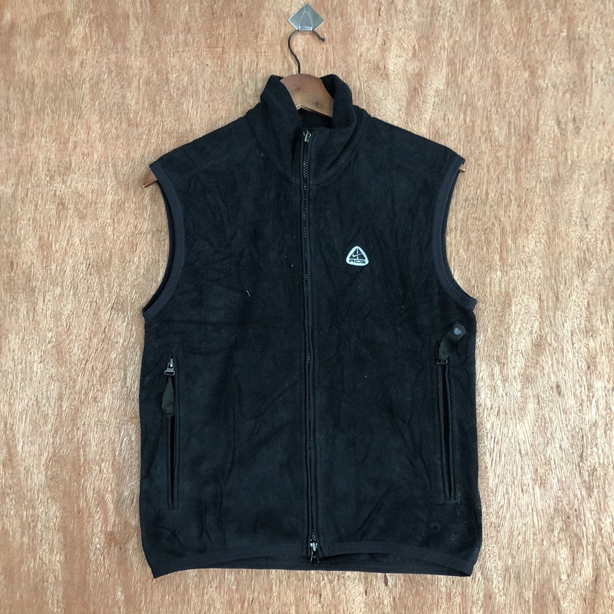 Nike × Nike ACG × Vintage Vintage Nike ACG Black Vest Size US S / EU 44-46 / 1 - 1 Thumbnail
