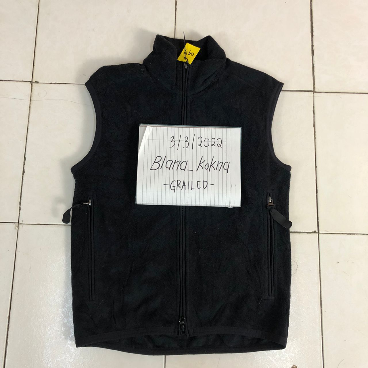 Nike × Nike ACG × Vintage Vintage Nike ACG Black Vest Size US S / EU 44-46 / 1 - 11 Thumbnail