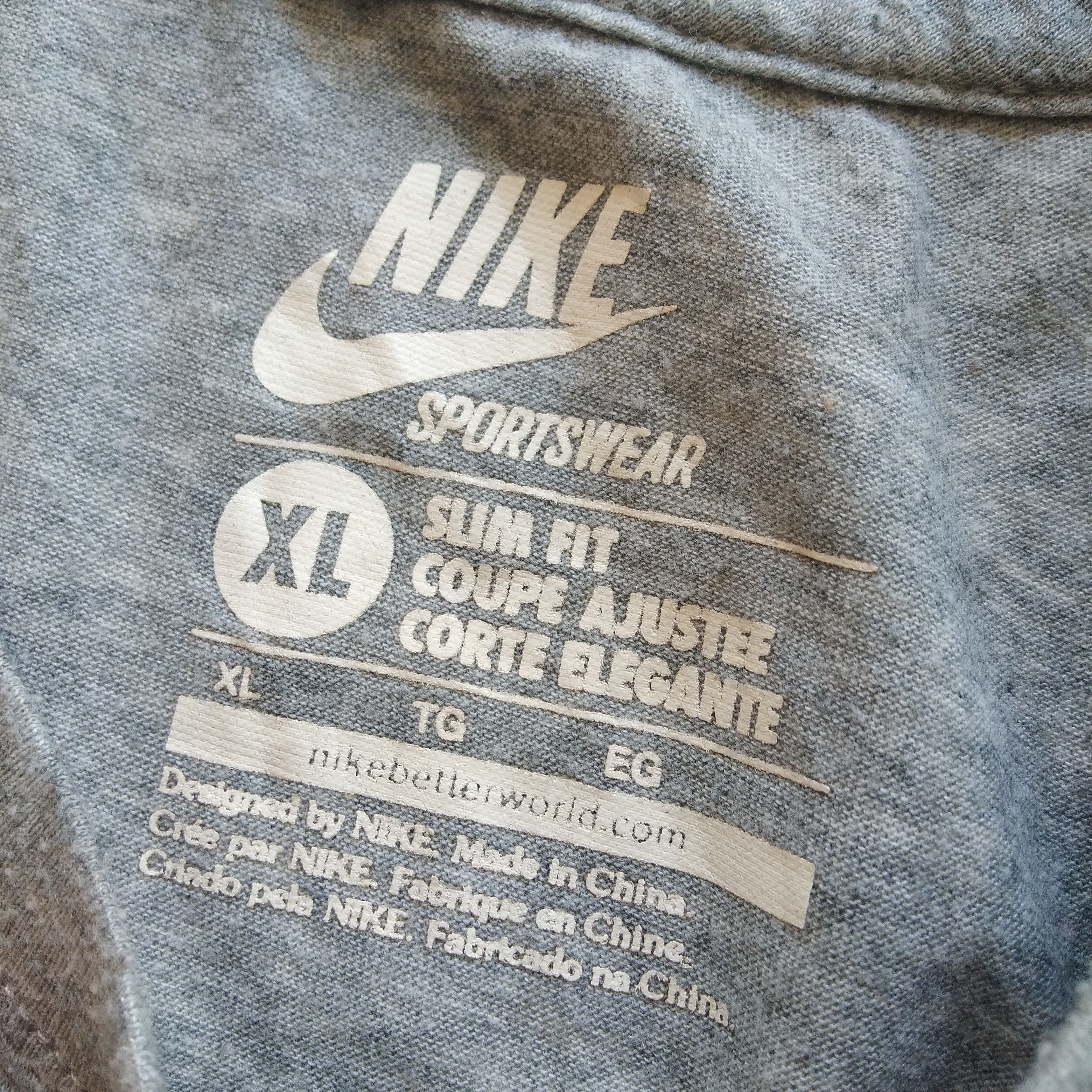 Nike Nike Big Logo T-shirt Size US XL / EU 56 / 4 - 5 Thumbnail
