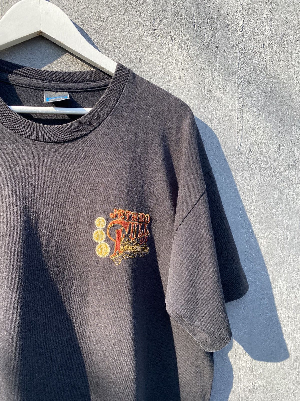 Band Tees Vintage 90s JETHRO TULL Heavy Metal Band T Shirt Size US XL / EU 56 / 4 - 2 Thumbnail
