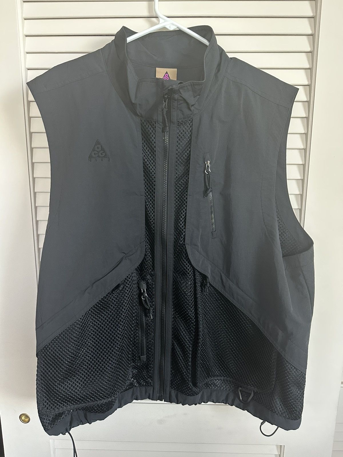 acg vest
