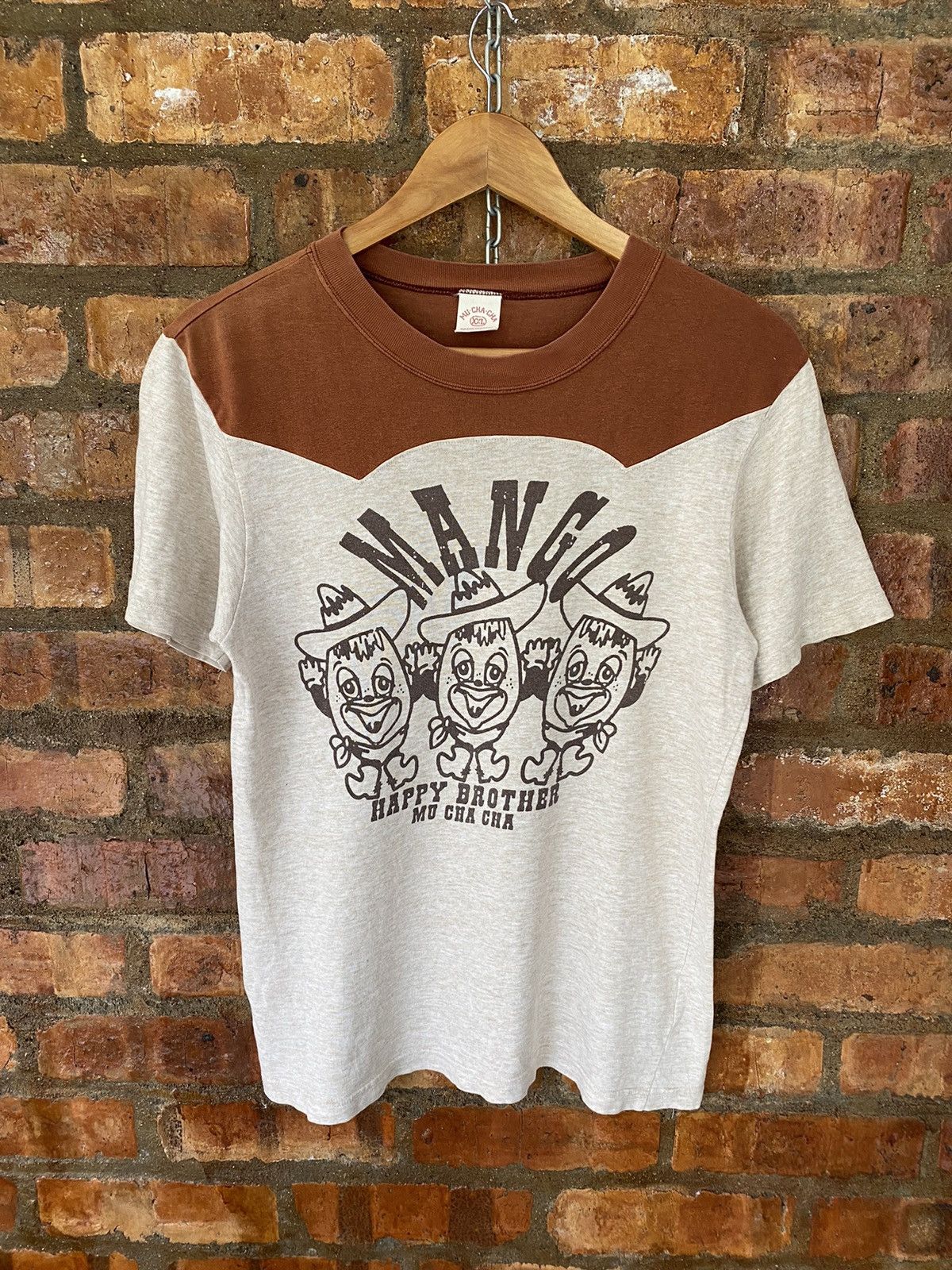 20471120 × Beauty Beast × Japanese Brand 90s MU CHA CHA muchacha Mango happy brother tee Size US M / EU 48-50 / 2 - 2 Thumbnail
