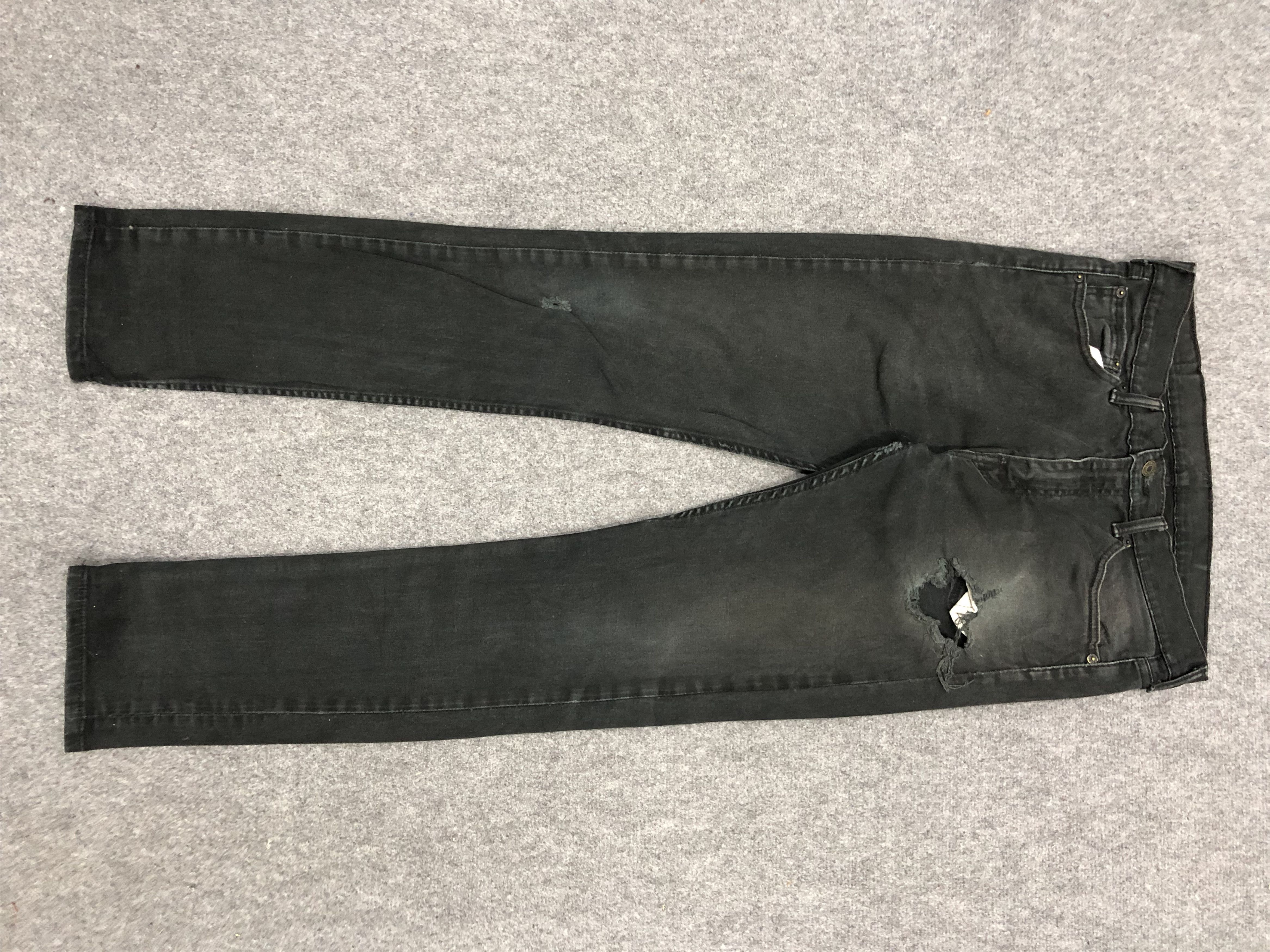 image of Levis 510 Jeans in Black, Men's (Size 32)